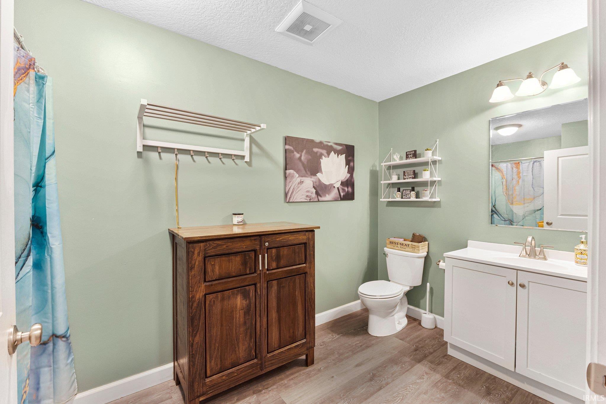 Photo 17 of 7725 Payne Parkway