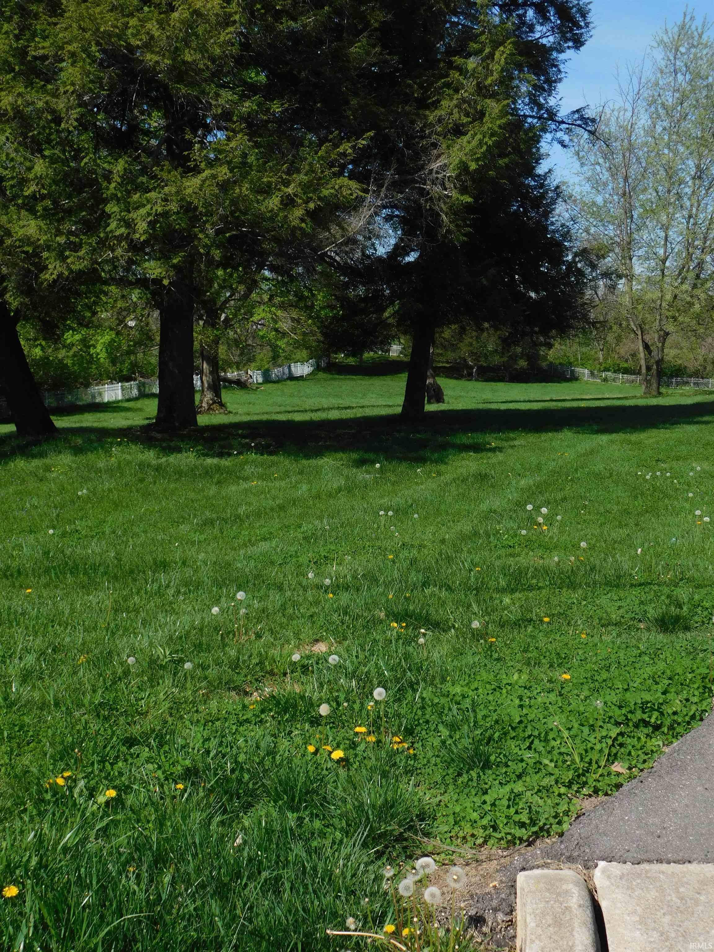 Homes for sale in Salem, IN | 701 S Main St, Salem, IN 47167 | MLS# 202518392