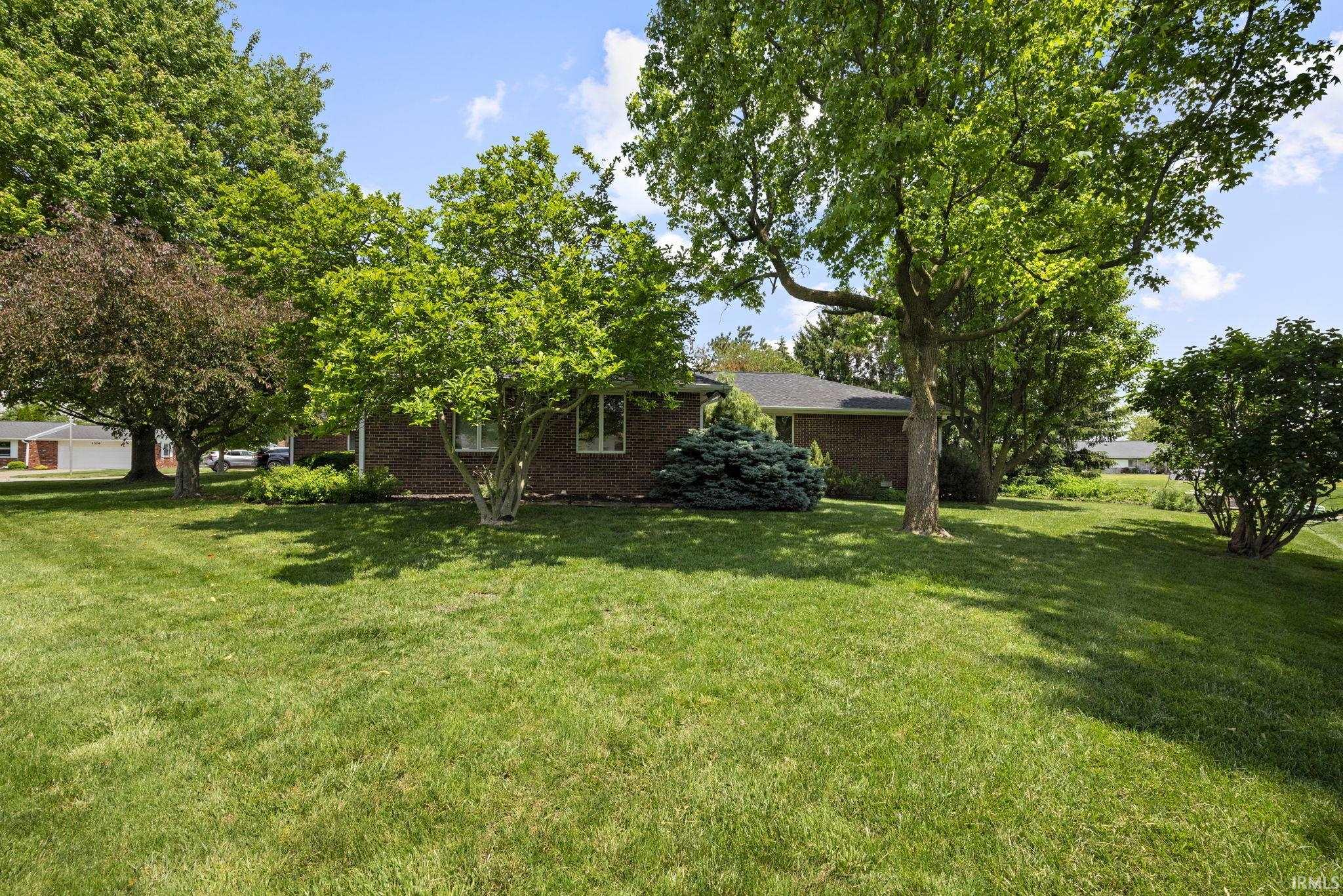 Homes for sale in Frankfort, IN | 1309 Lea Ct, Frankfort, IN 46041 | MLS# 202518409