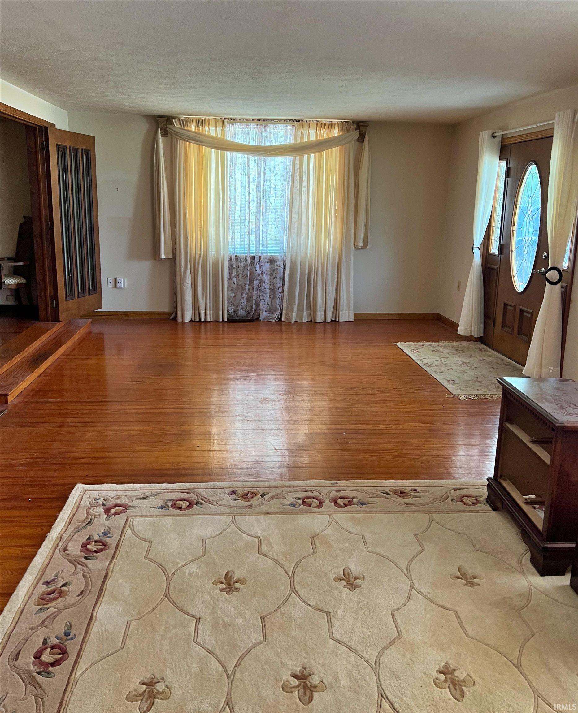 Homes for sale in Linton, IN | 209 B St Se, Linton, IN 47441 | MLS# 202518441