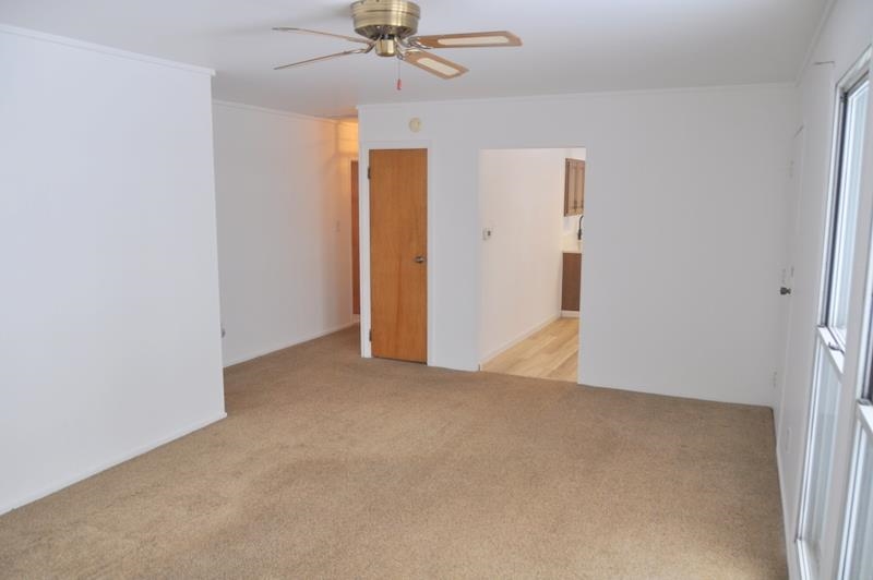 Photo 5 of 3333 Eastwood Drive