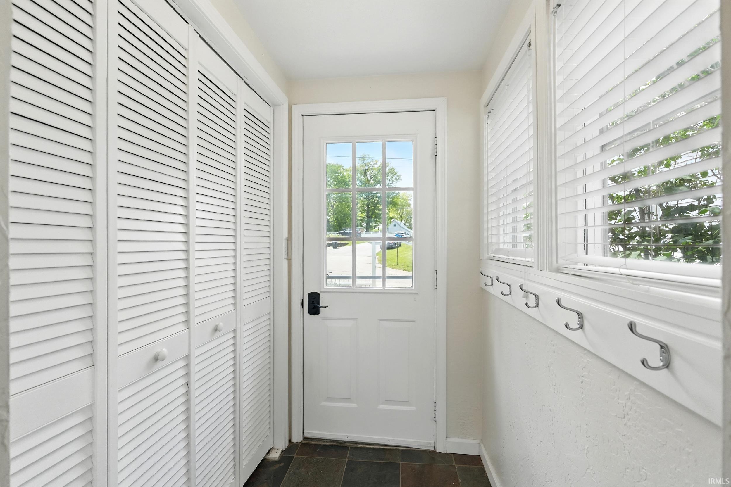 Photo 9 of 405 Lions Dr Sylvan Lake