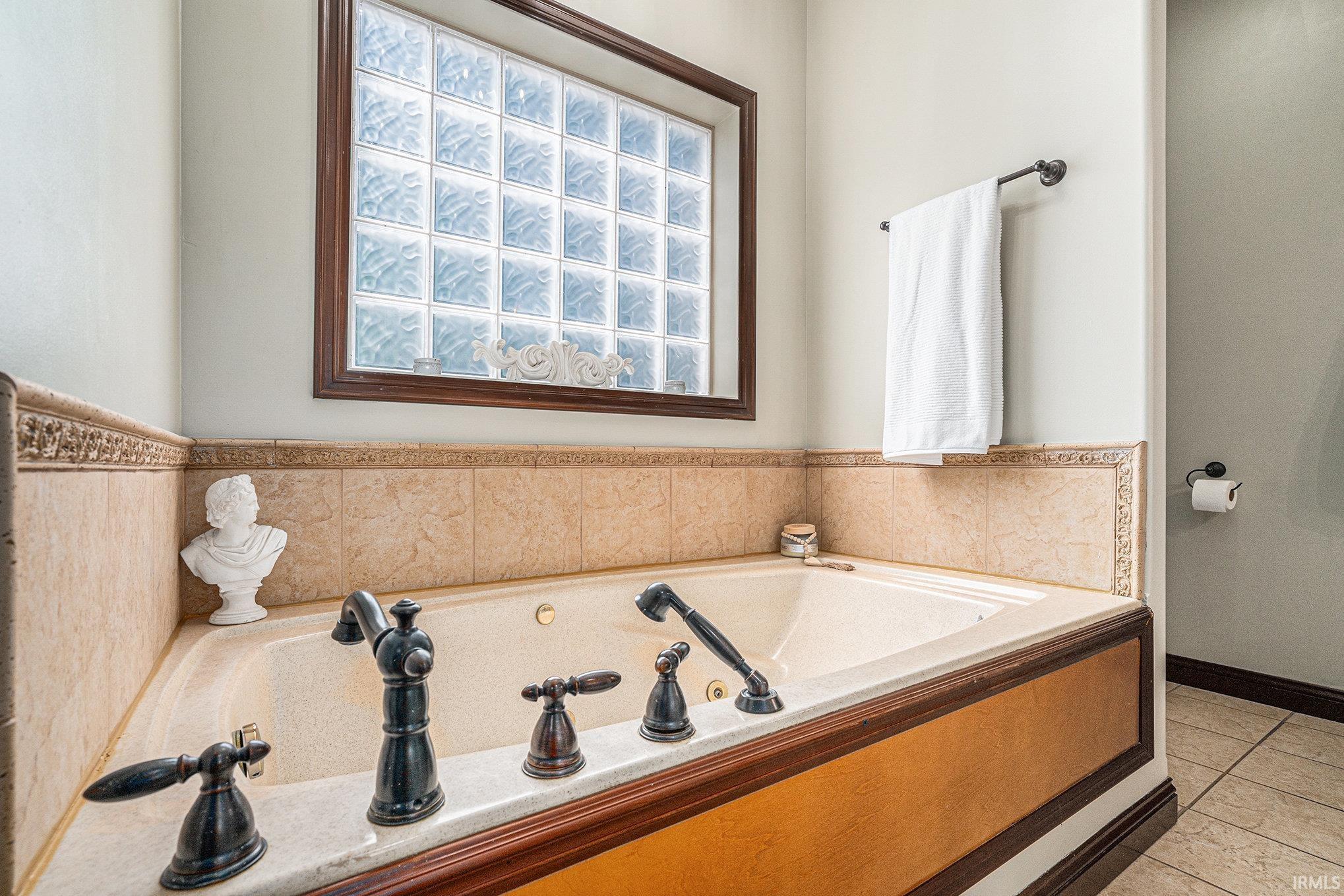 Soaking Tub