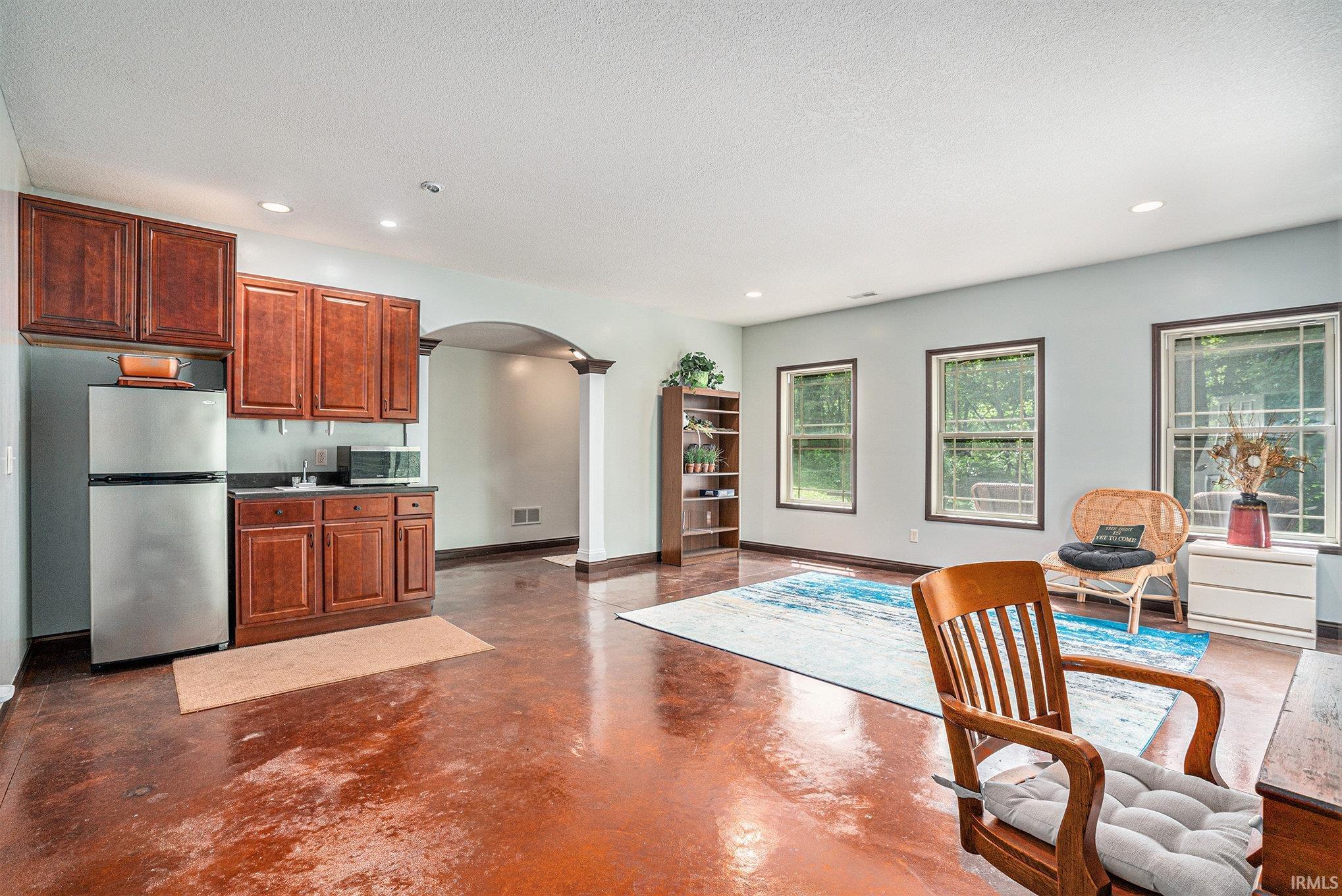 Kitchenette, Walk-Out Basement & Separate Entrance -Everything you need for an In-Law Suite!