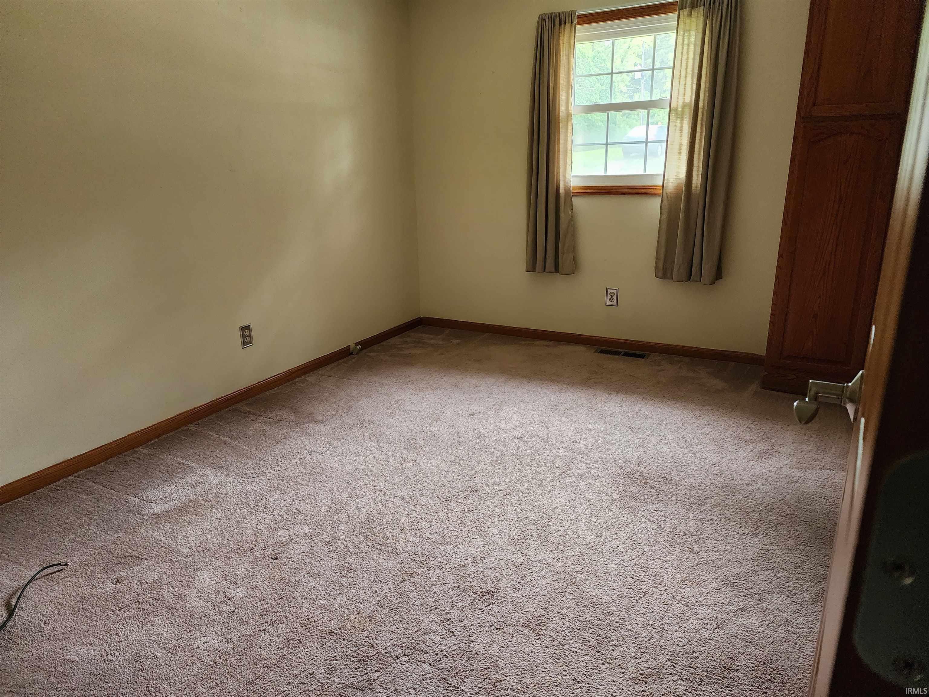 Photo 15 of 205 Holly Lane
