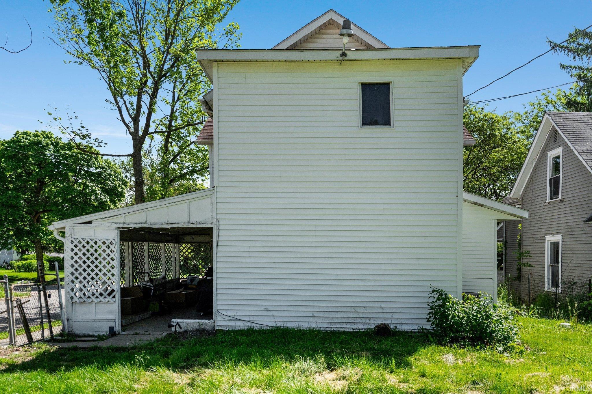 Photo 34 of 1437 Oakland Street