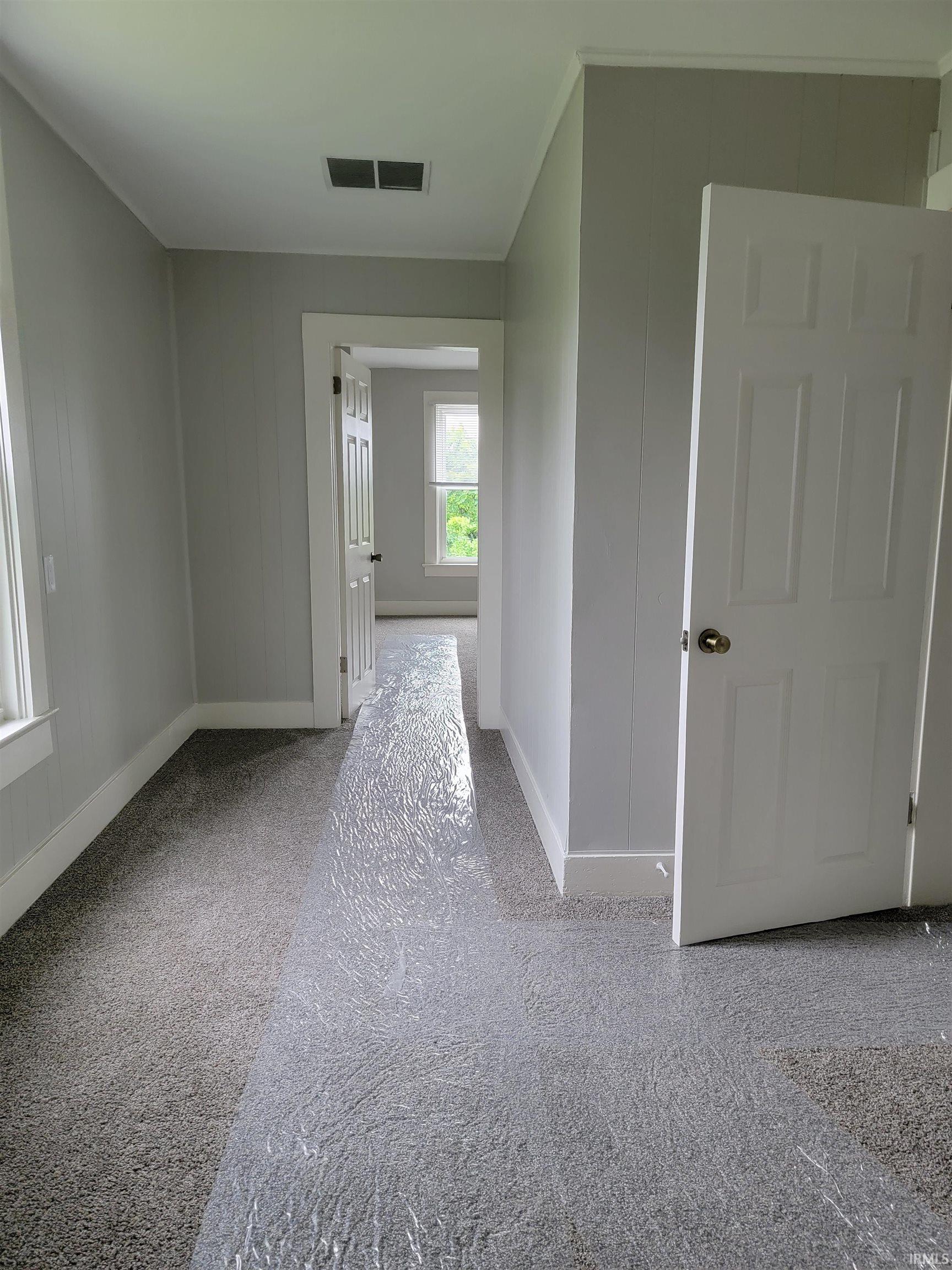 Photo 15 of 826 E Jefferson Boulevard