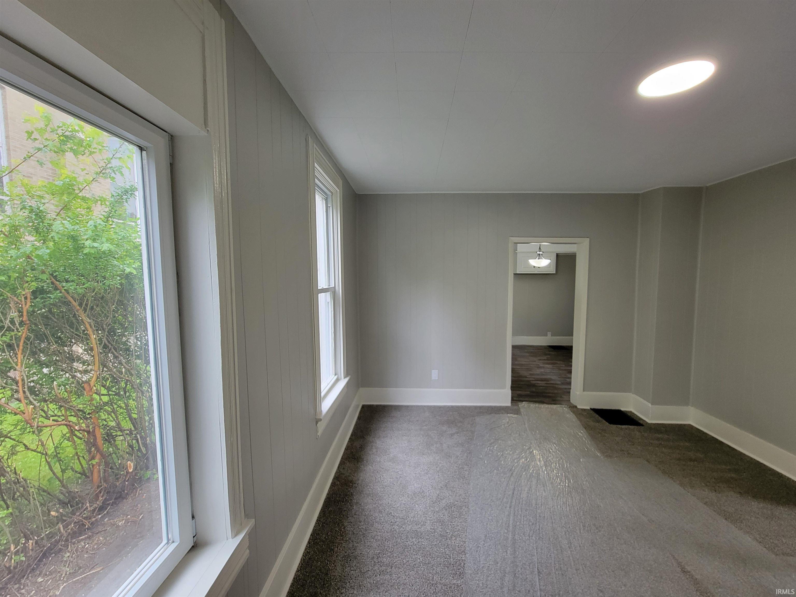 Photo 30 of 826 E Jefferson Boulevard