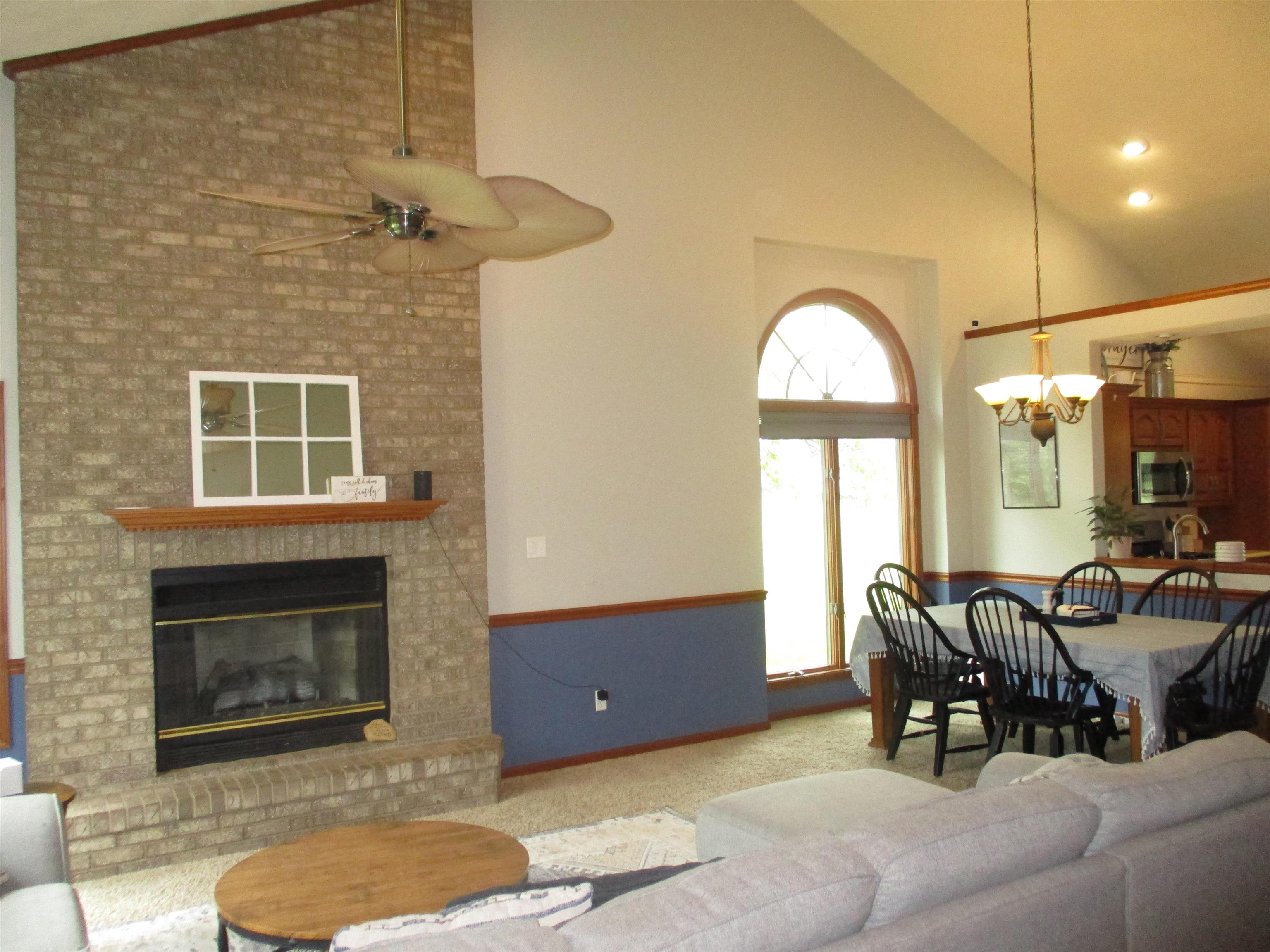 Photo 6 of 22715 Fair Oaks Court