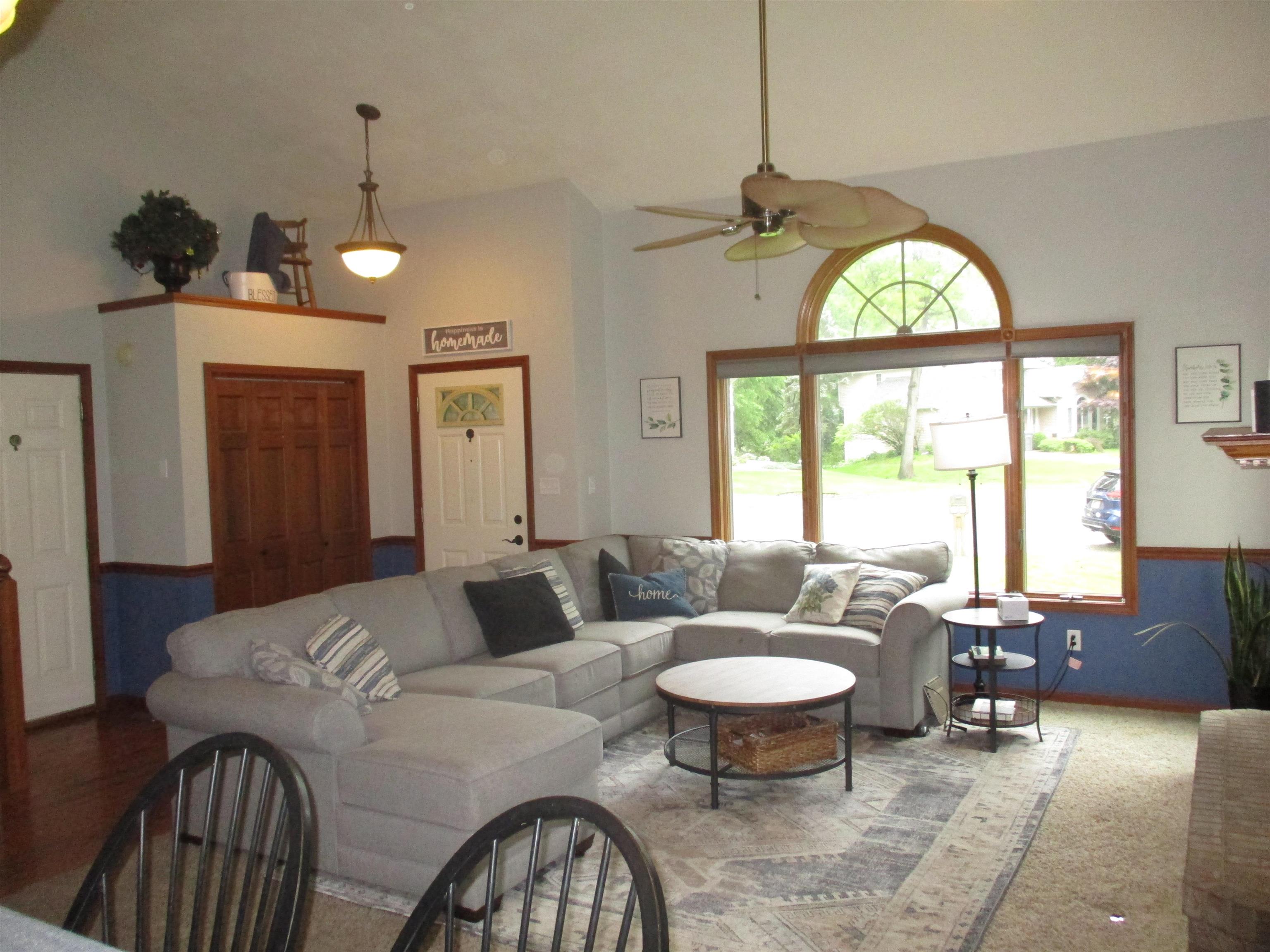 Photo 7 of 22715 Fair Oaks Court