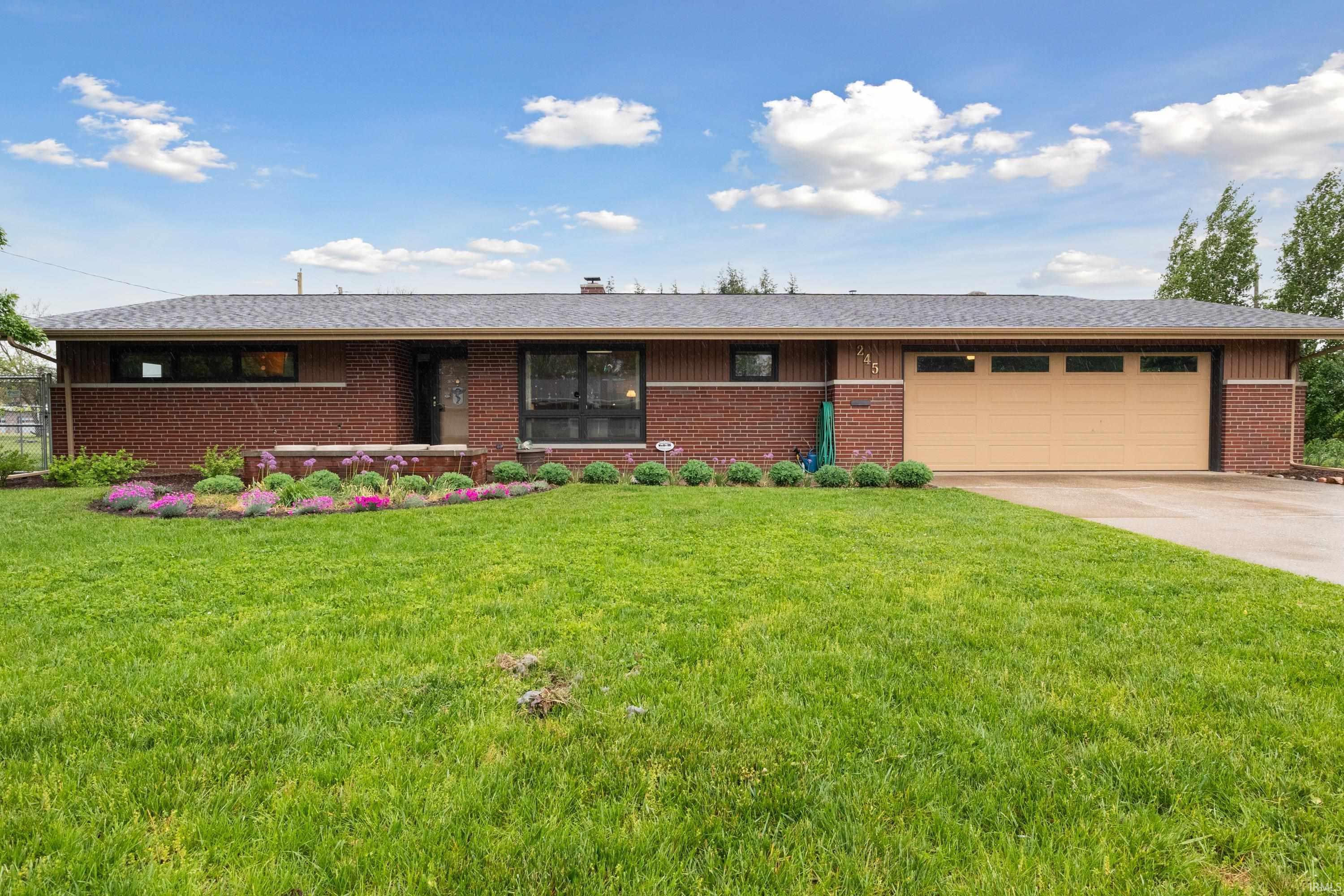 Photo 0 of 245 Thorndale Drive
