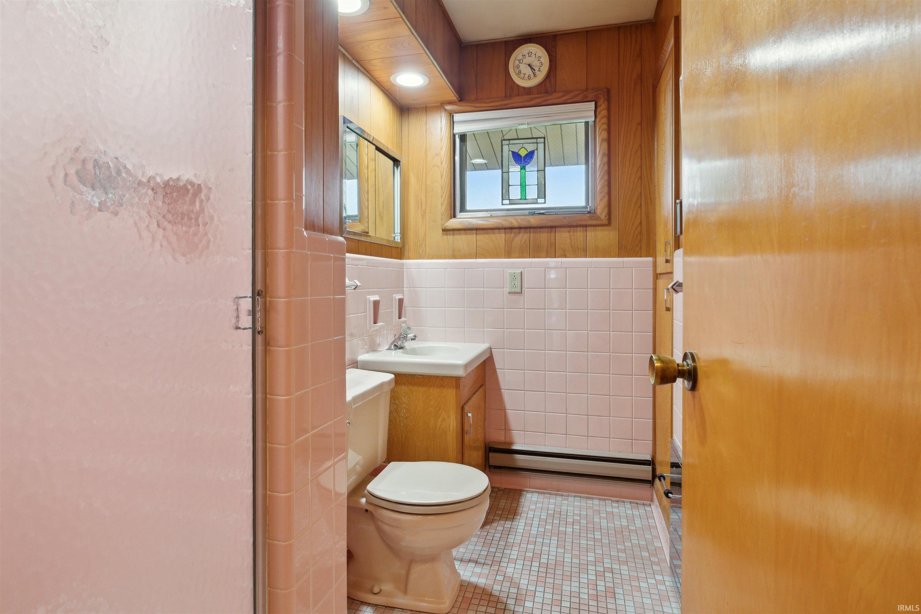 Photo 8 of 245 Thorndale Drive
