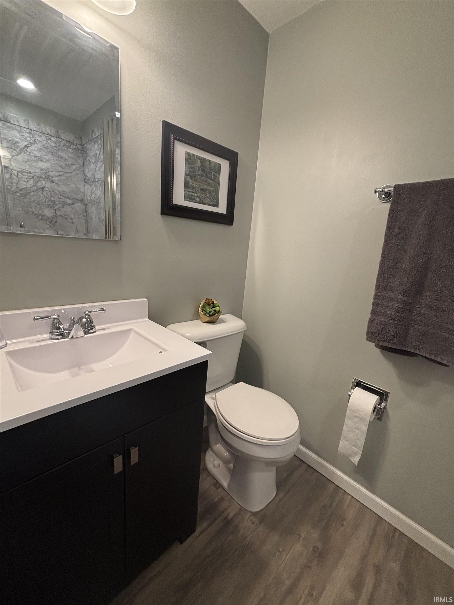 Photo 17 of 3935 WILLSHIRE Court
