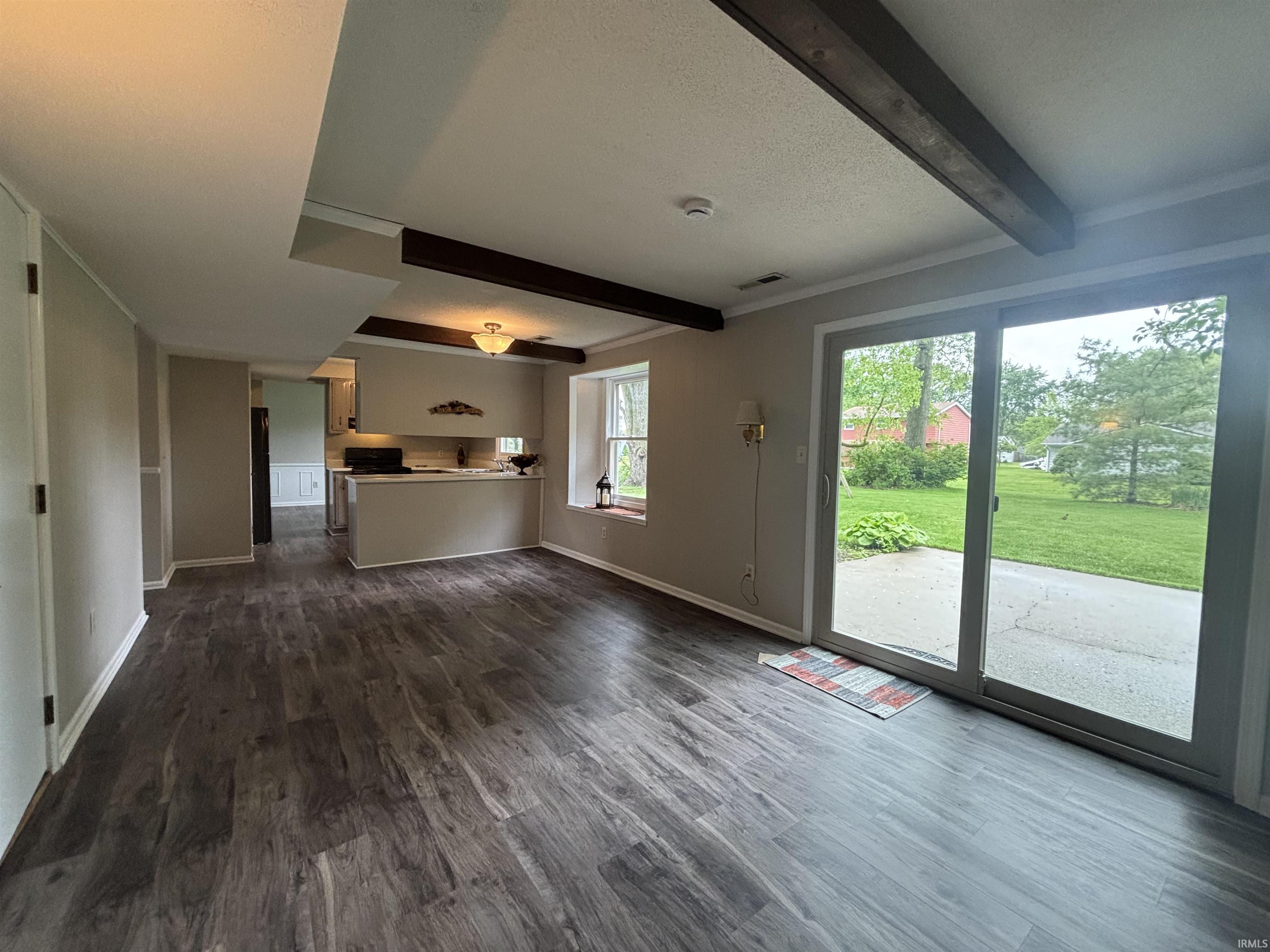 Photo 4 of 3935 WILLSHIRE Court