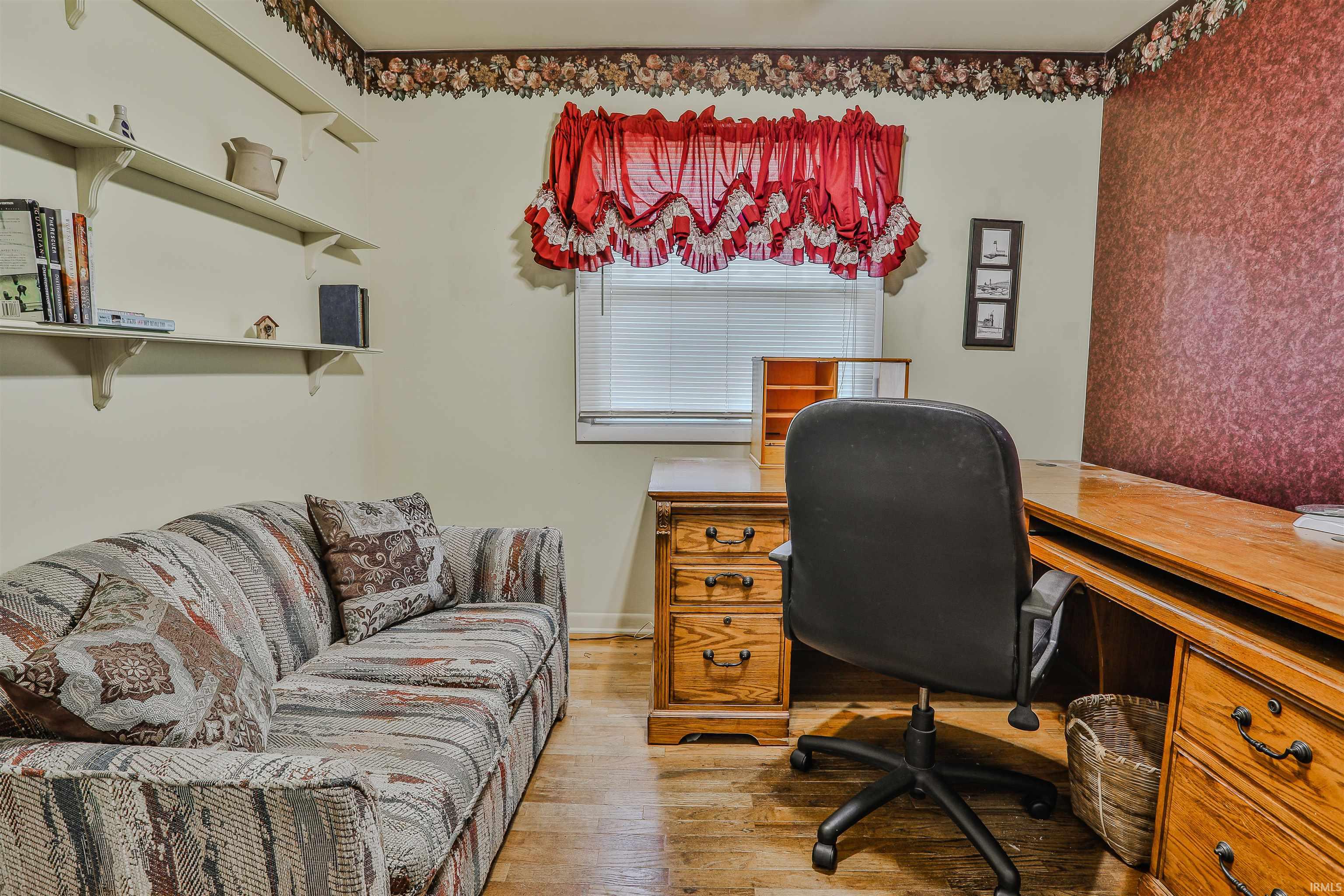 Photo 8 of 1402 Tanager Dr.