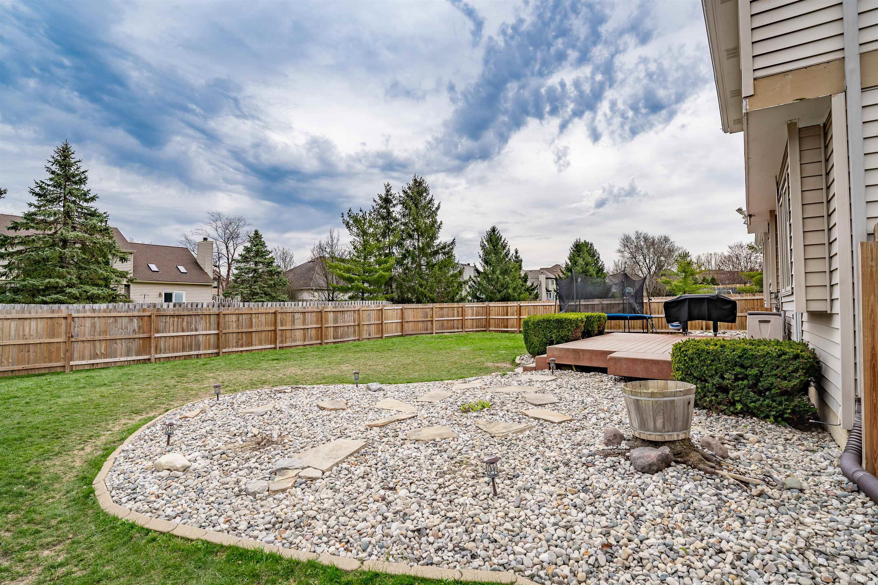 Photo 4 of 115 Blue Cliff Place