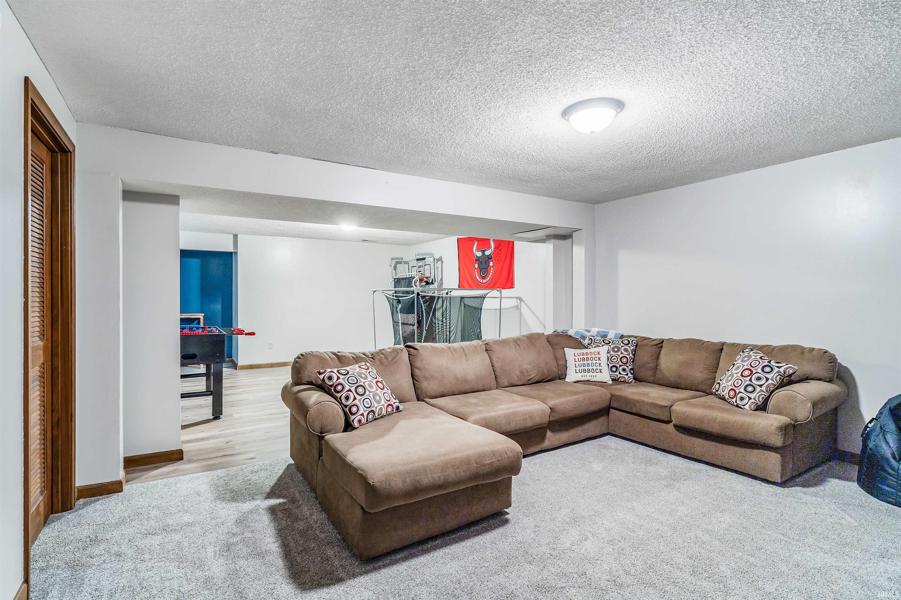 Photo 5 of 115 Blue Cliff Place