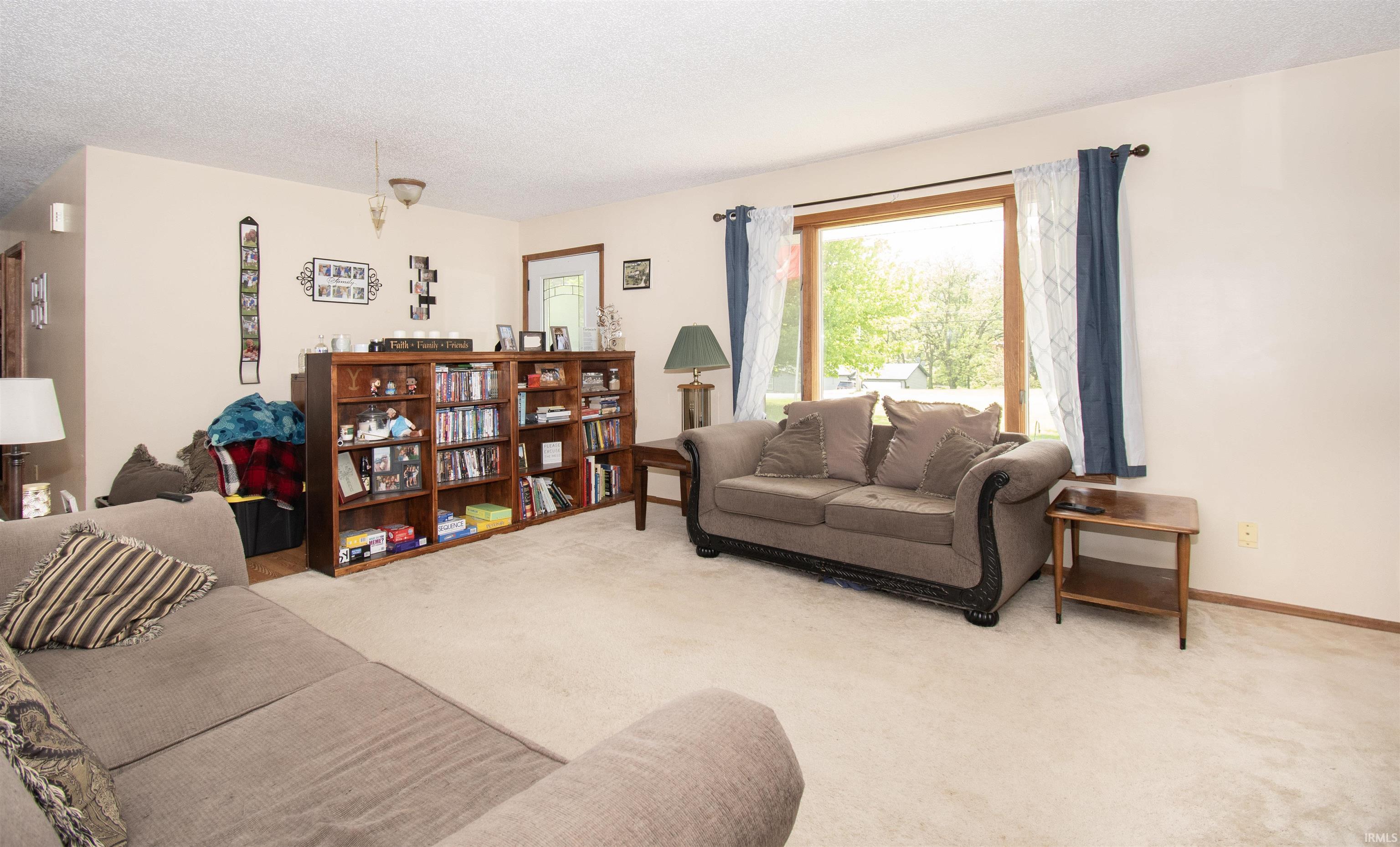 Photo 2 of 1220 N 290