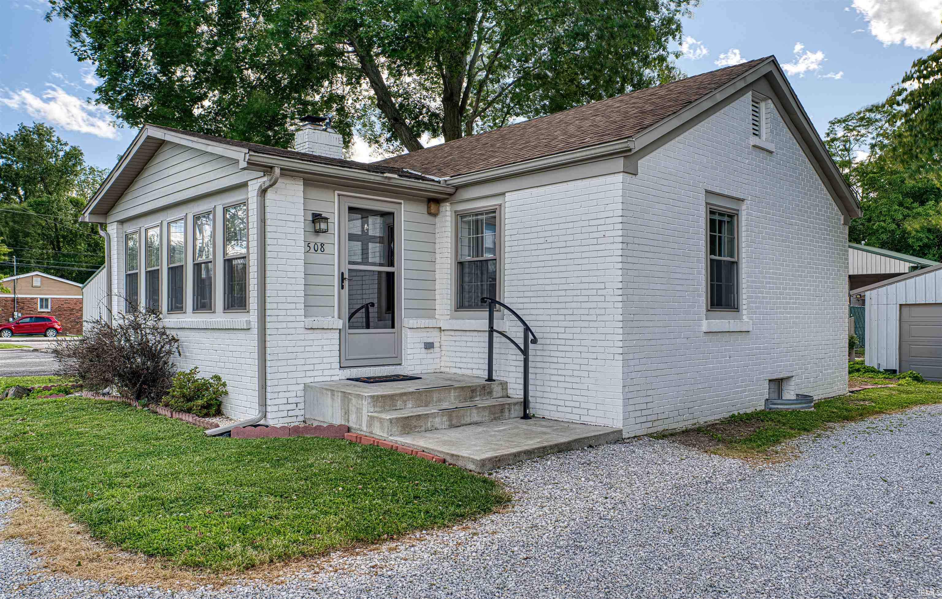 Homes for sale in Newburgh, IN | 508 Polk St, Newburgh, IN 47630 | MLS# 202519208