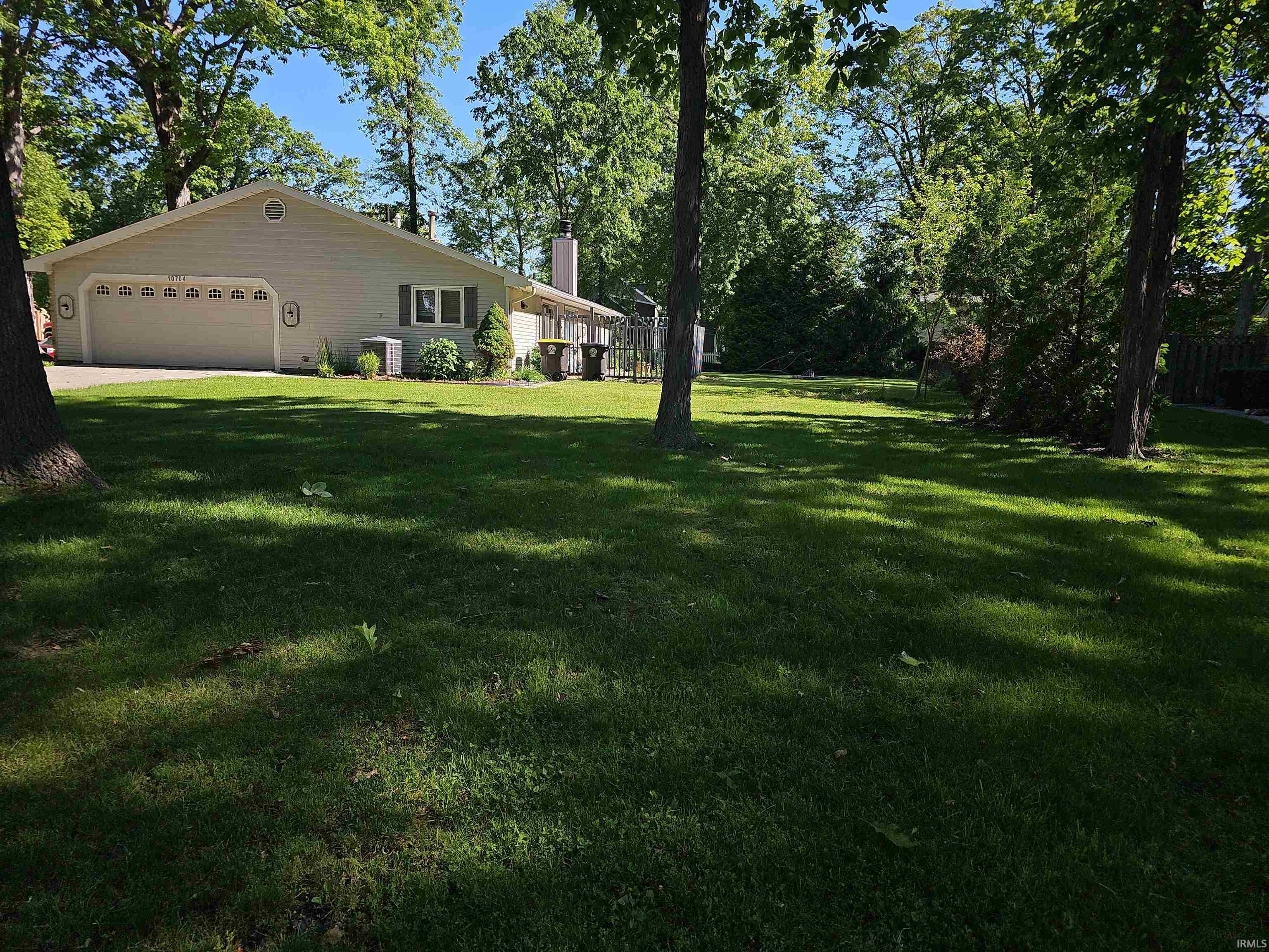 Photo 25 of 10704 Longwood Drive