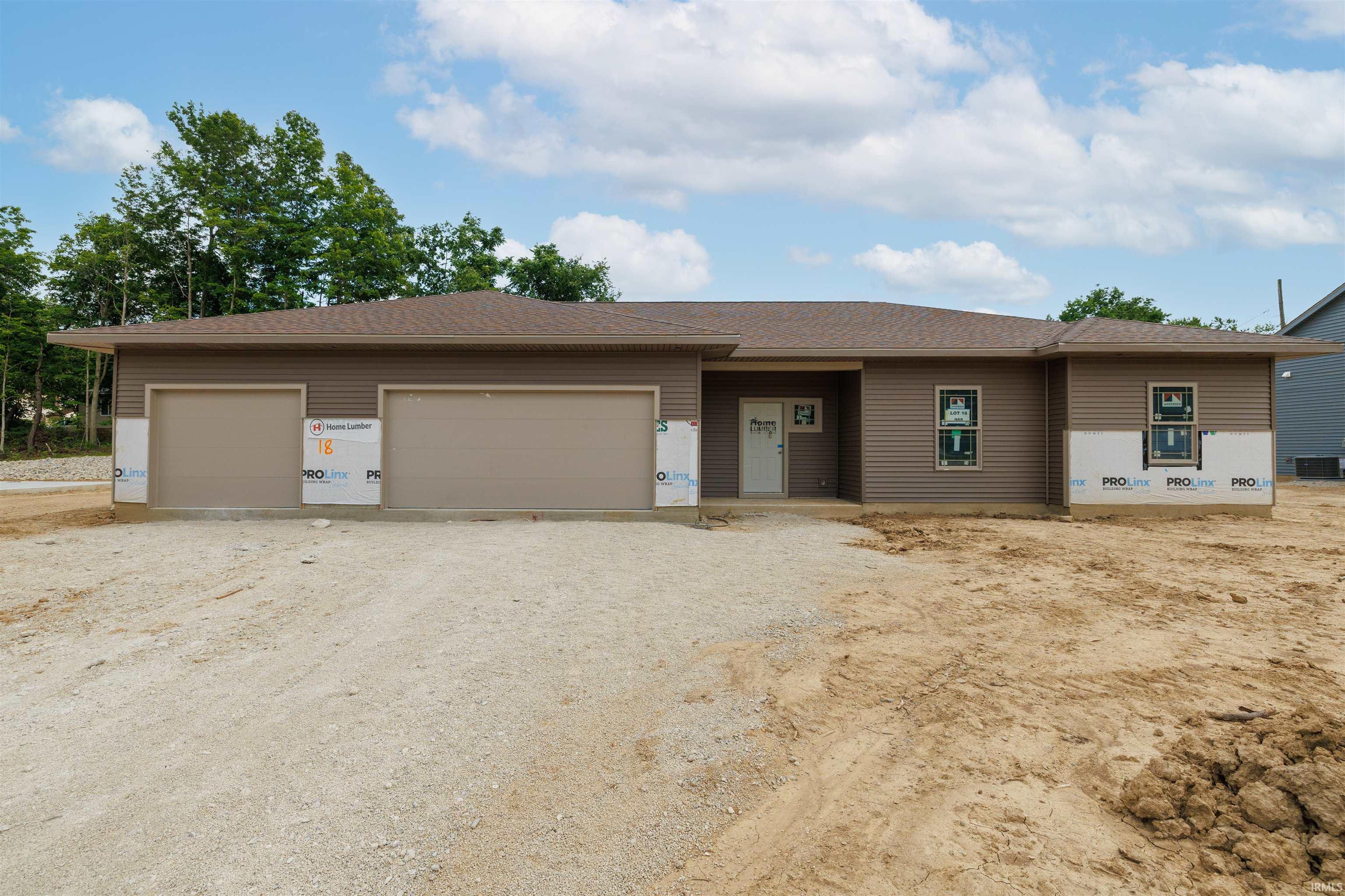 Photo 10 of 988 E Hawthorn Lane