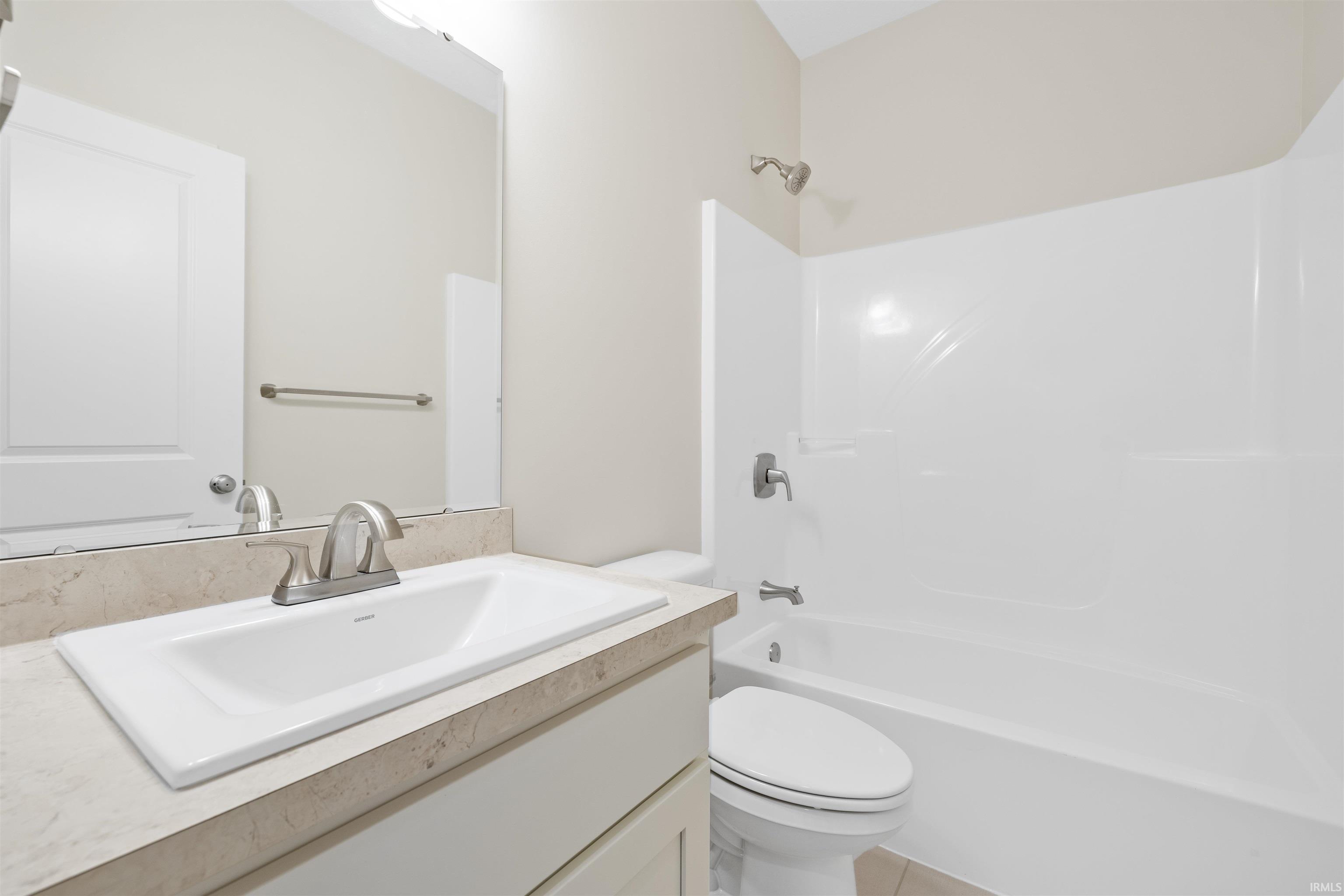 Photo 22 of 988 E Hawthorn Lane