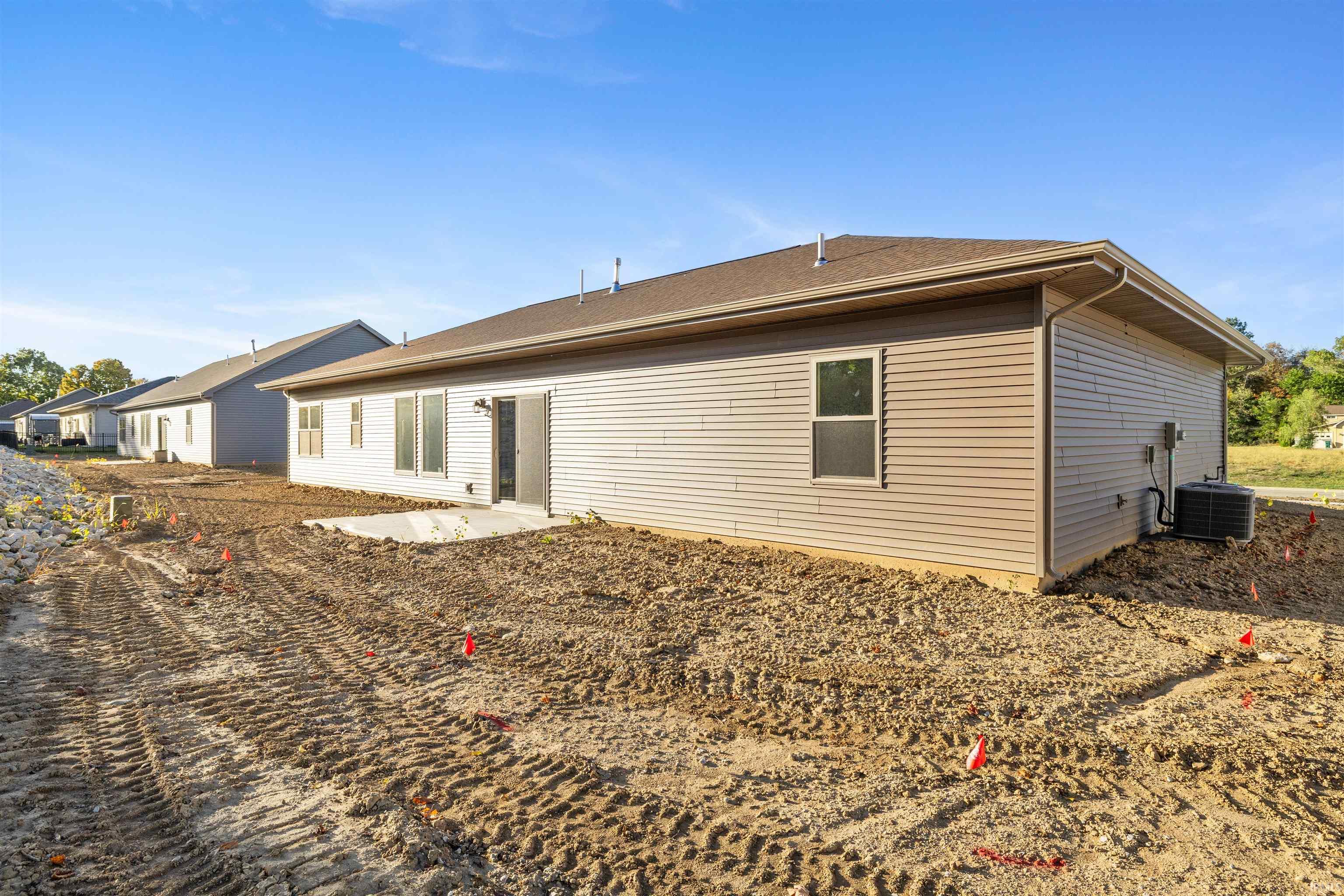 Photo 27 of 988 E Hawthorn Lane