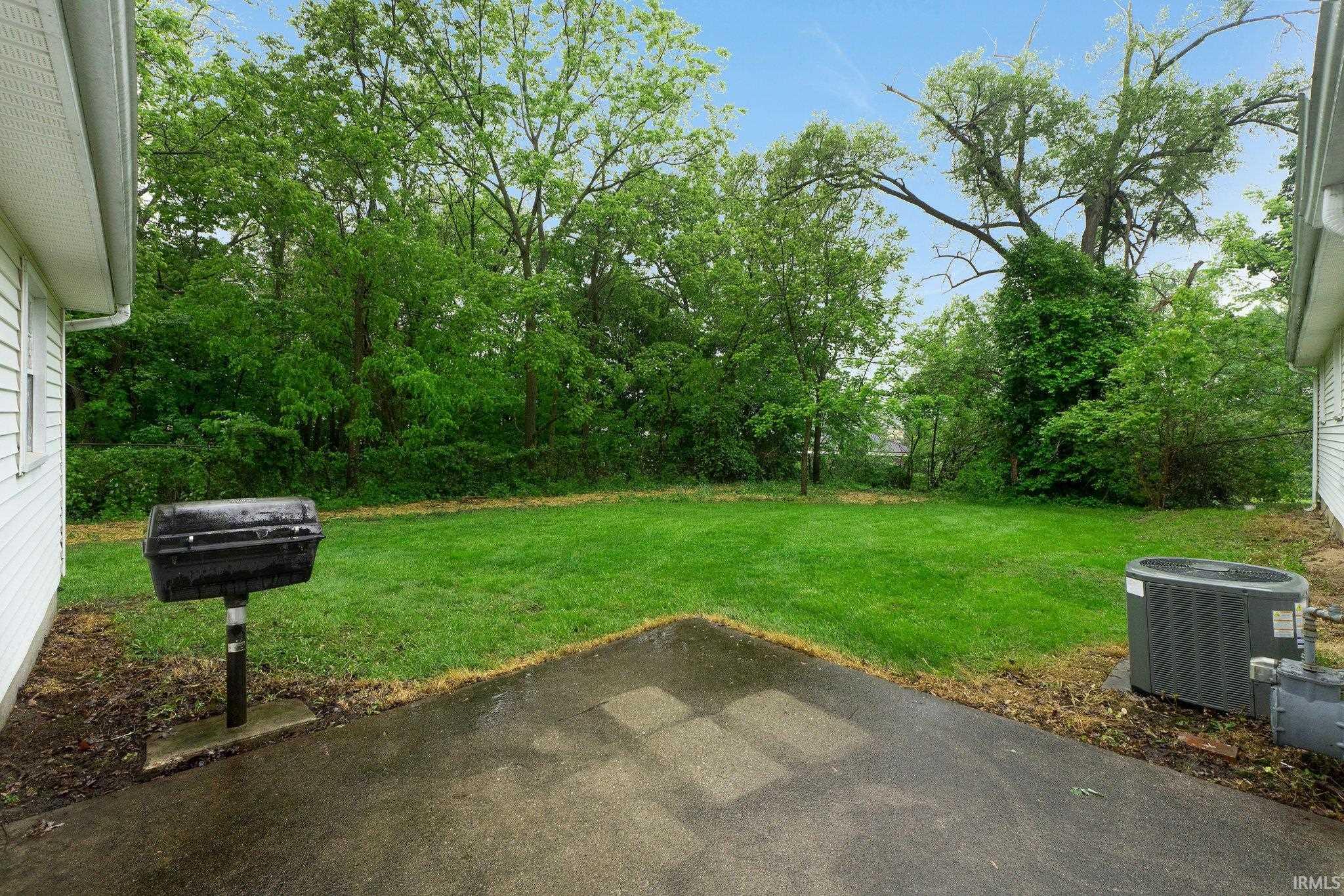 Homes for sale in Fort Wayne, IN | 2802 Bellaire Dr, Fort Wayne, IN 46804 | MLS# 202519263