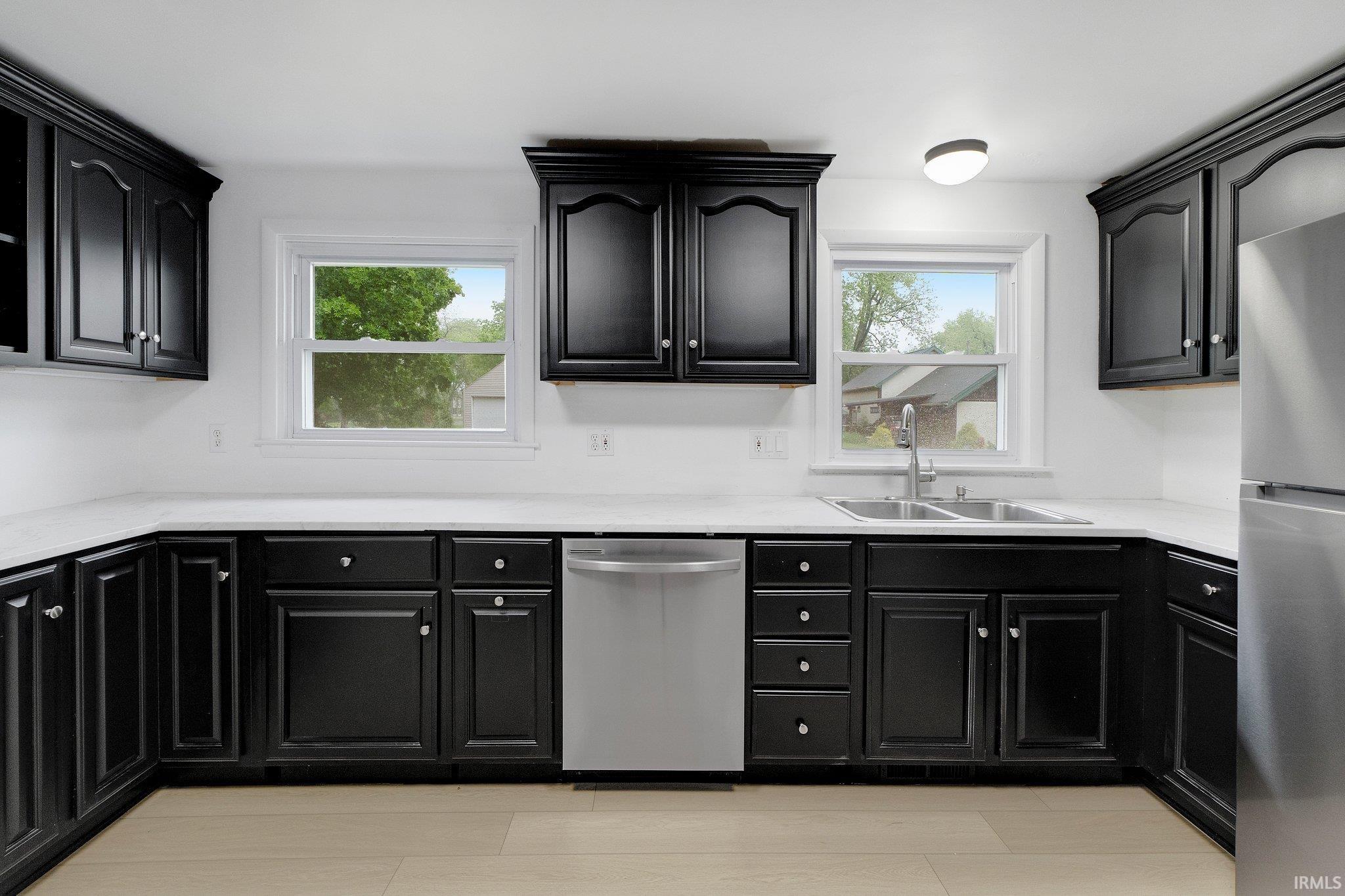 Homes for sale in Fort Wayne, IN | 2802 Bellaire Dr, Fort Wayne, IN 46804 | MLS# 202519263