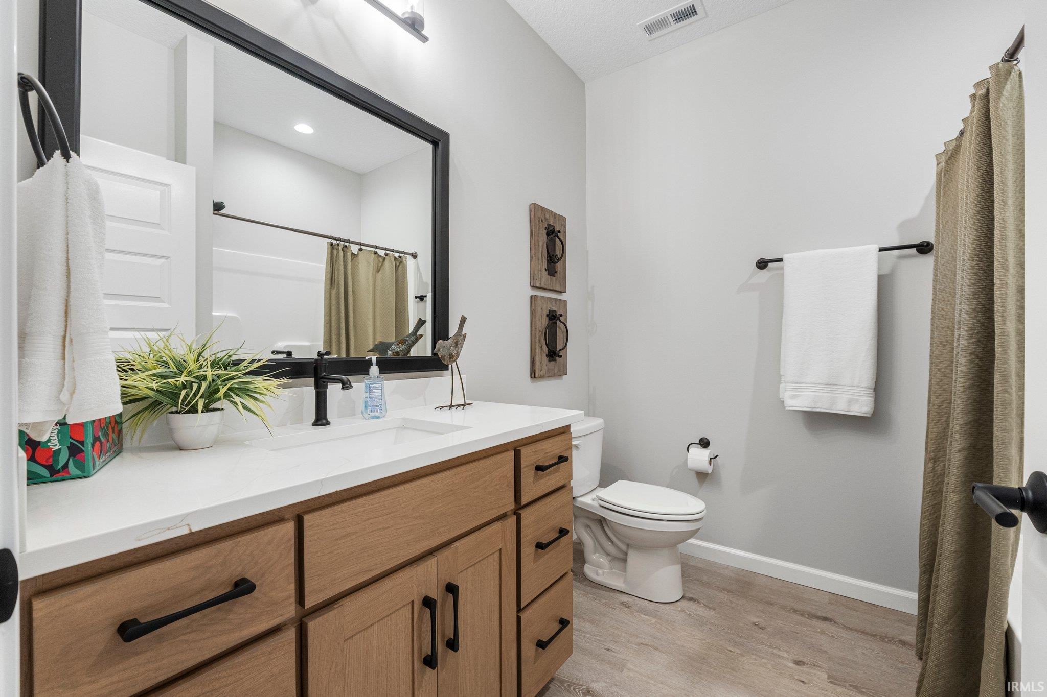 Homes for sale in Auburn, IN | 502 Caribou Xing, Auburn, IN 46706 | MLS# 202519271