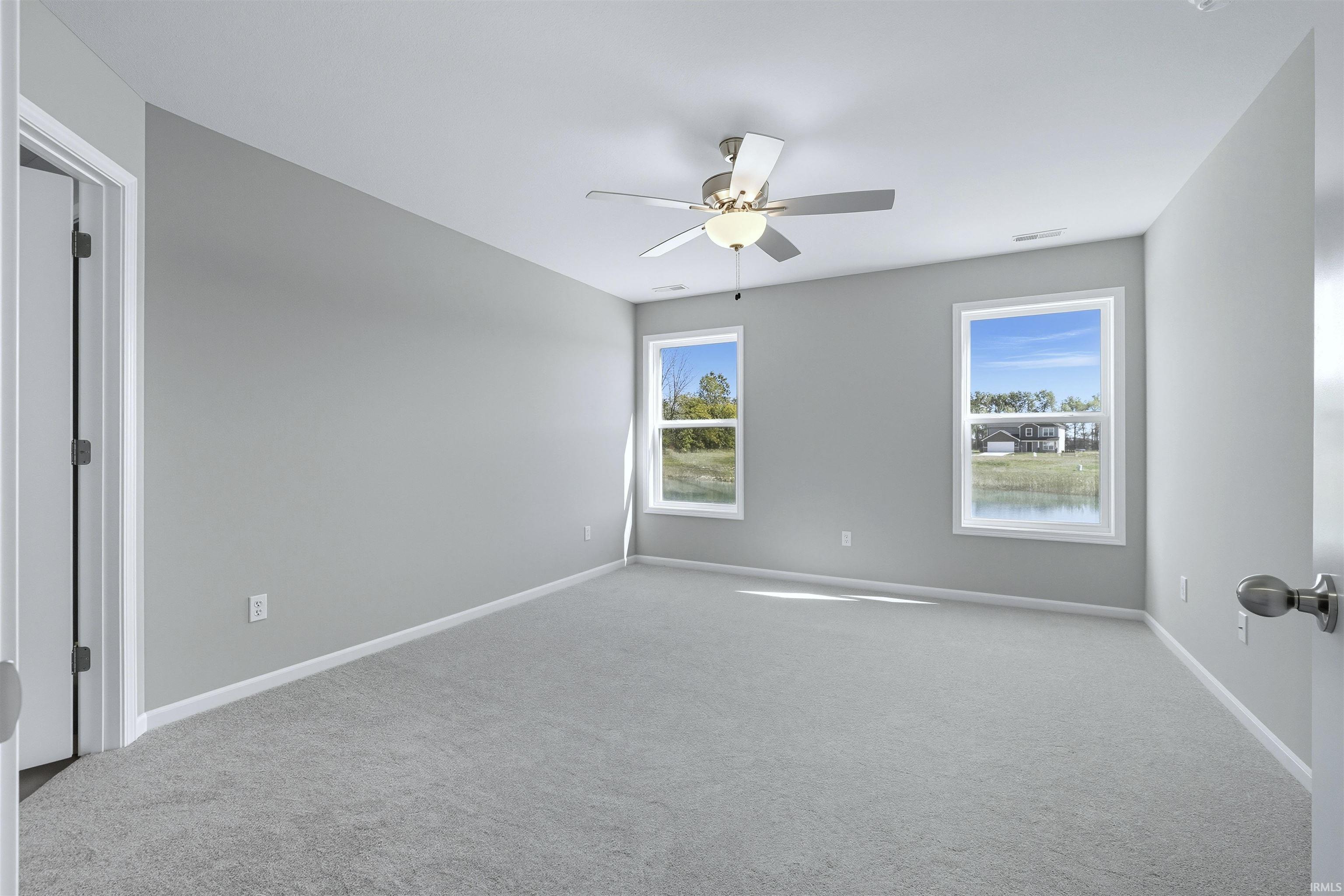 Photo 11 of 568 Lago Court