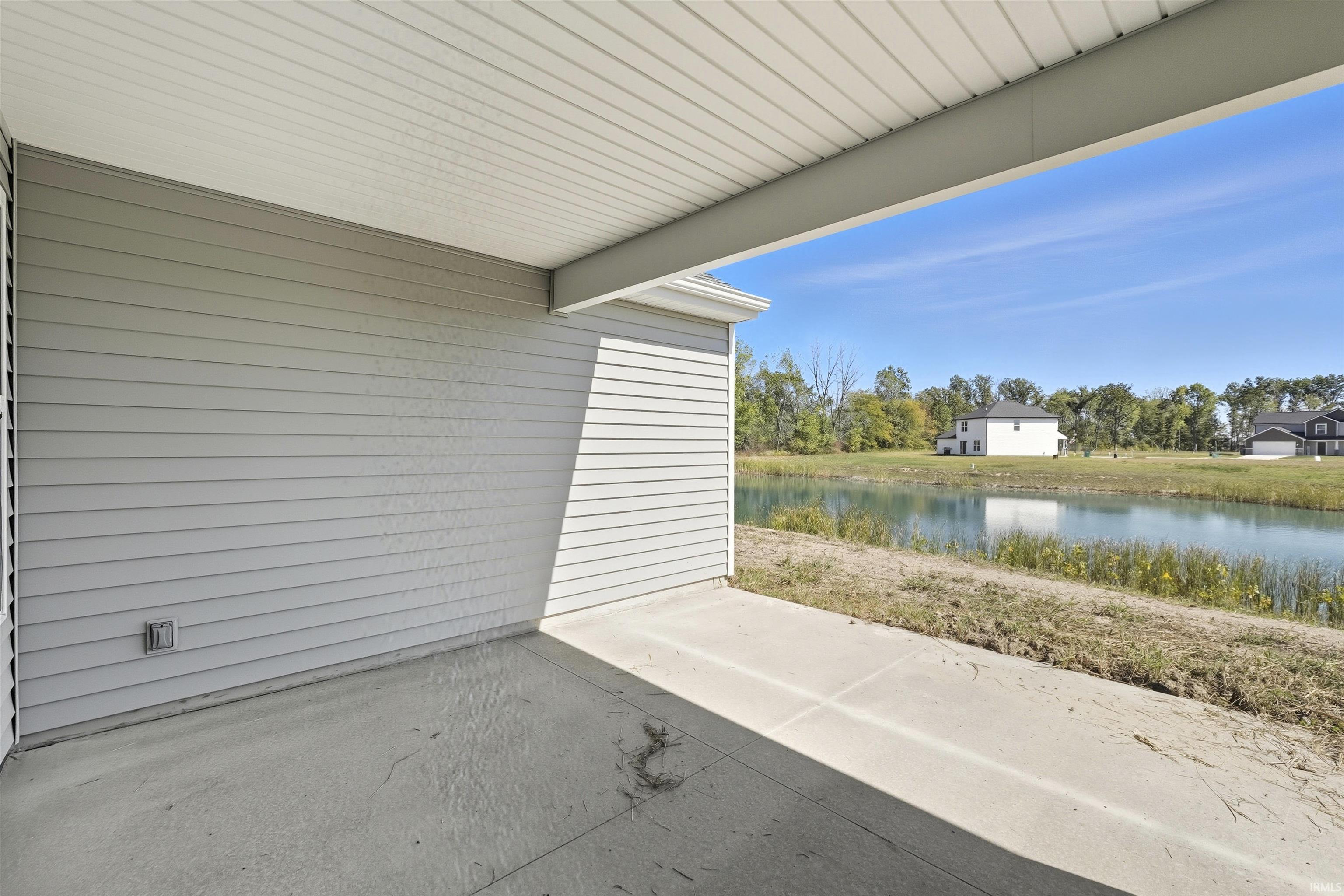 Photo 17 of 568 Lago Court