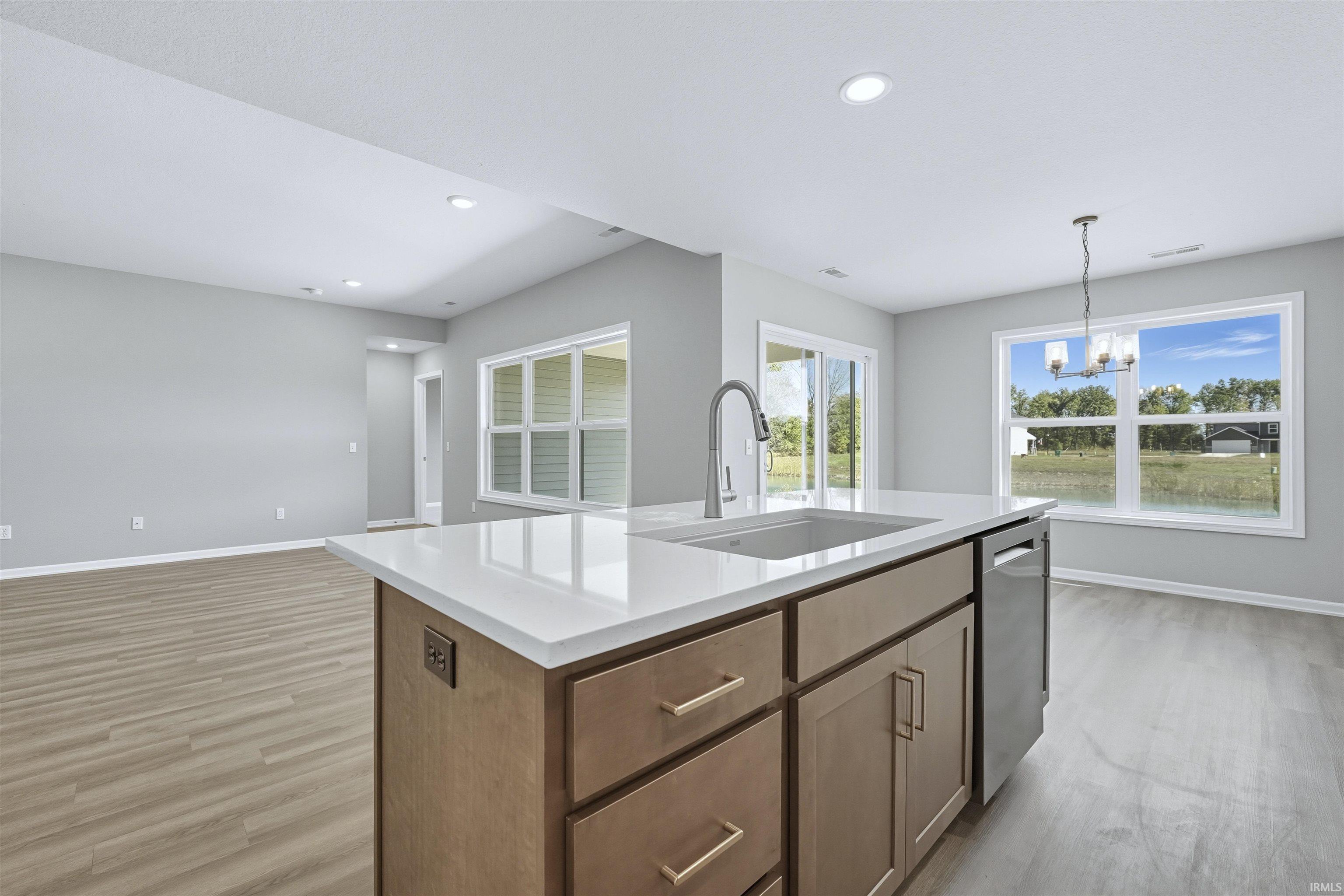 Photo 8 of 568 Lago Court