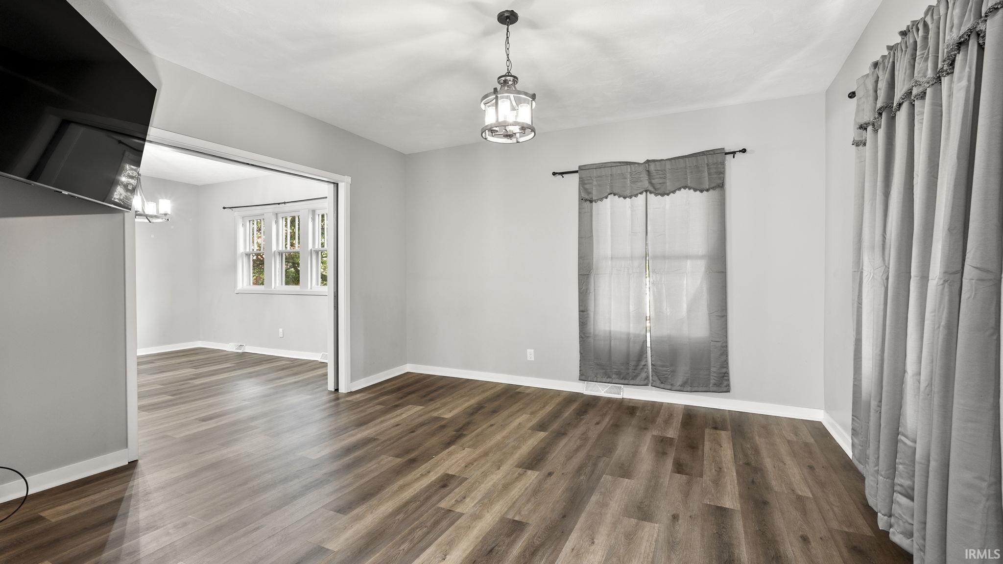 Photo 6 of 524 Byron Street