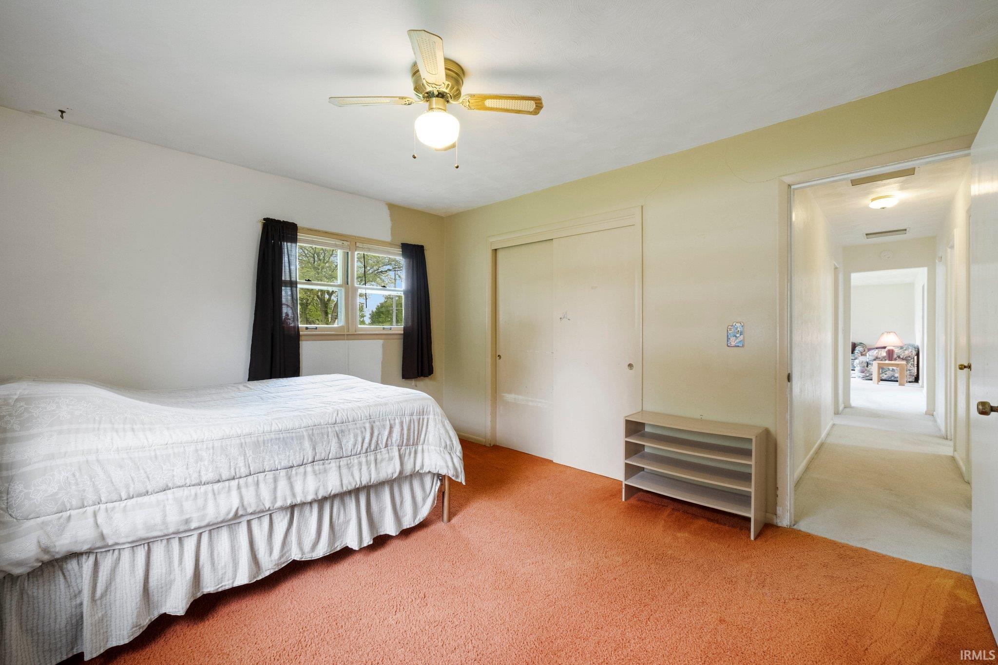 Photo 24 of 213 S Clark Street