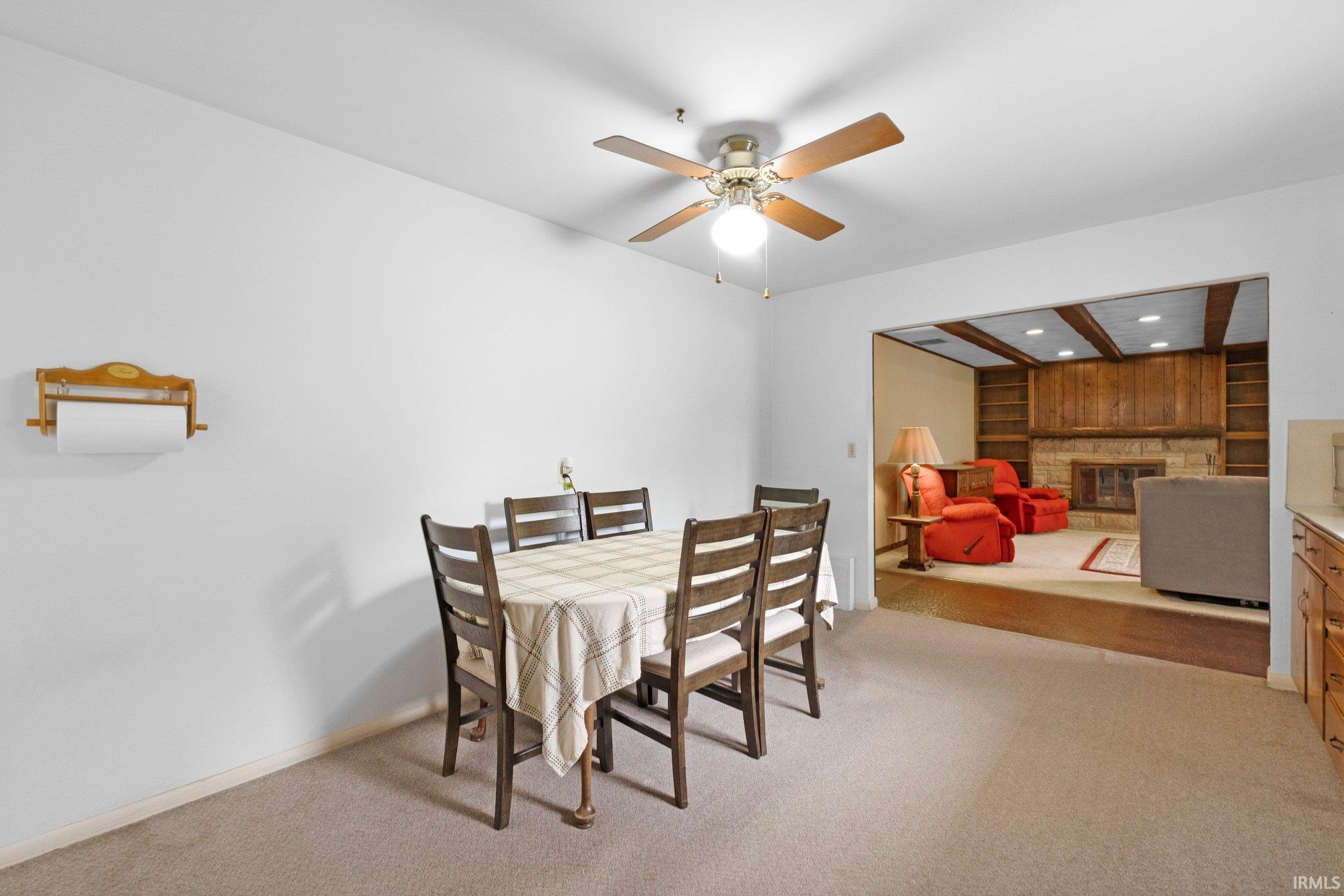Photo 7 of 213 S Clark Street