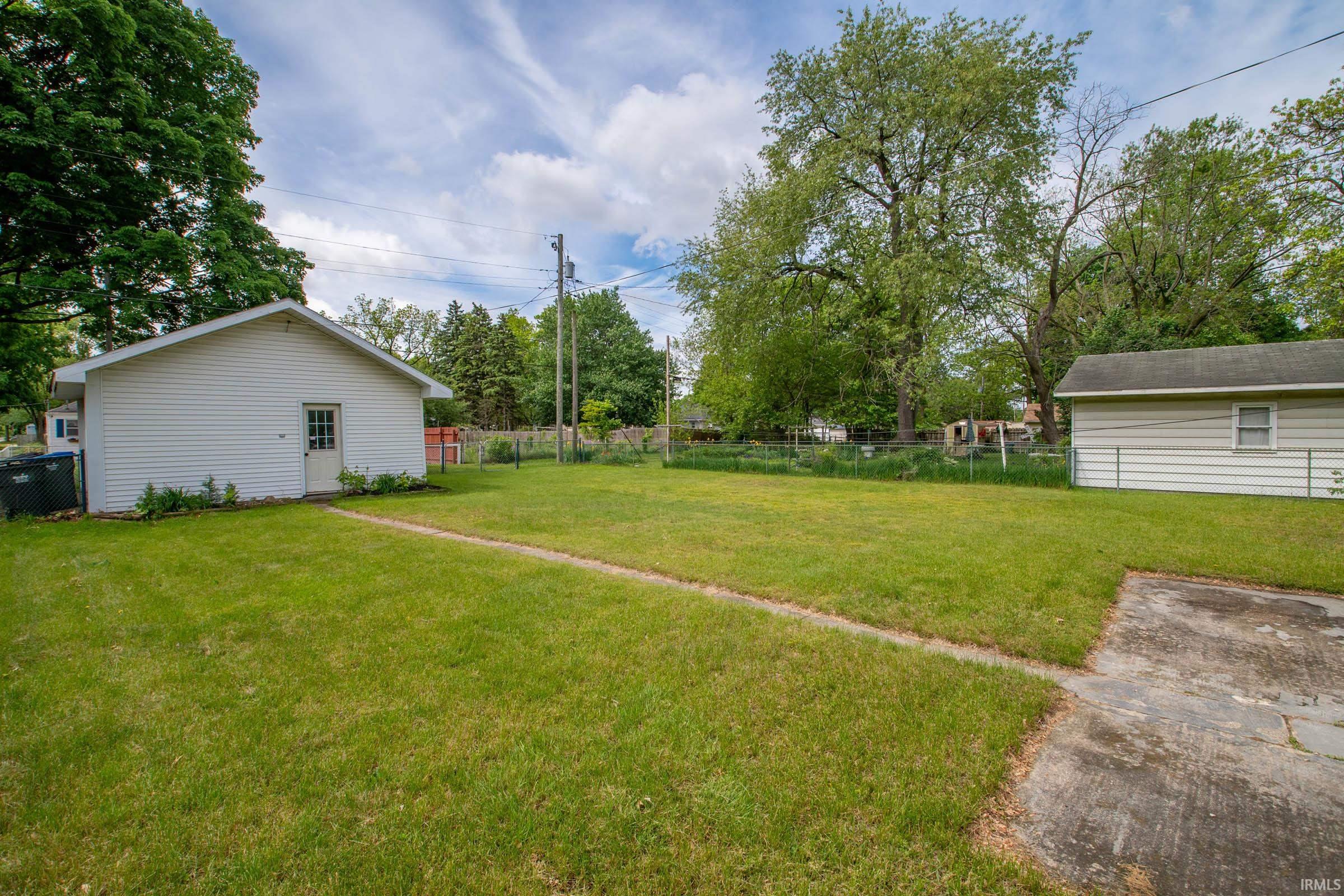 Photo 31 of 1201 Maple Row Street