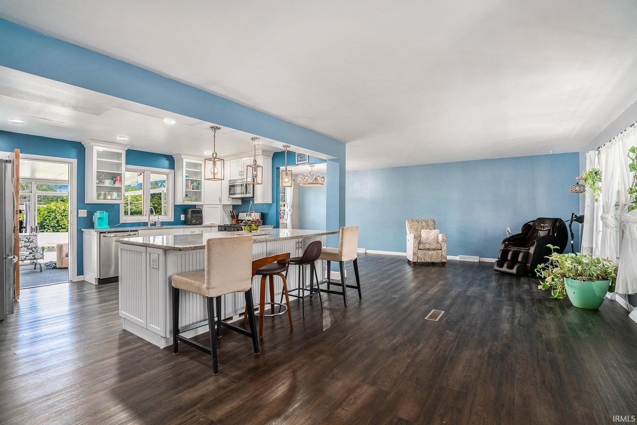 Photo 2 of 23337 Shorelane