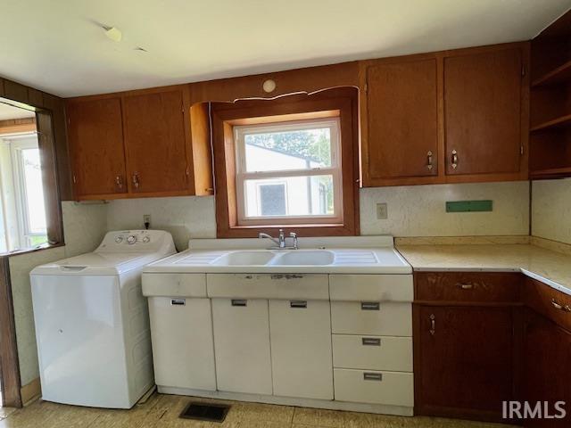 Homes for sale in Huntington, IN | 1242 Edwin St, Huntington, IN 46750 | MLS# 202519446