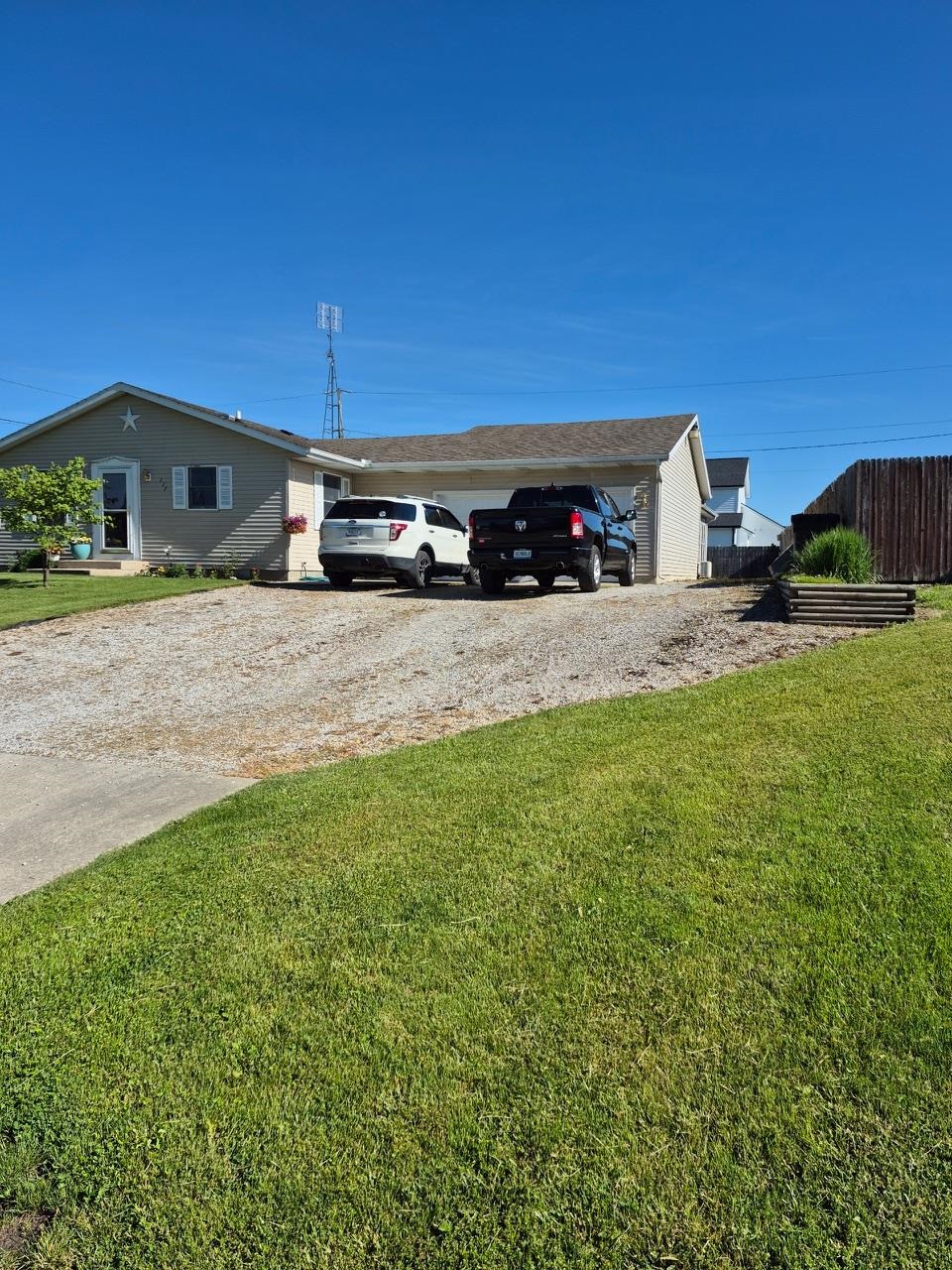 Photo 1 of 317 N Golden Drive