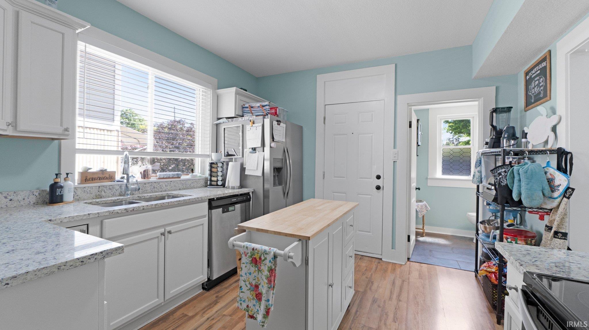 Photo 18 of 3117 Hoagland Avenue