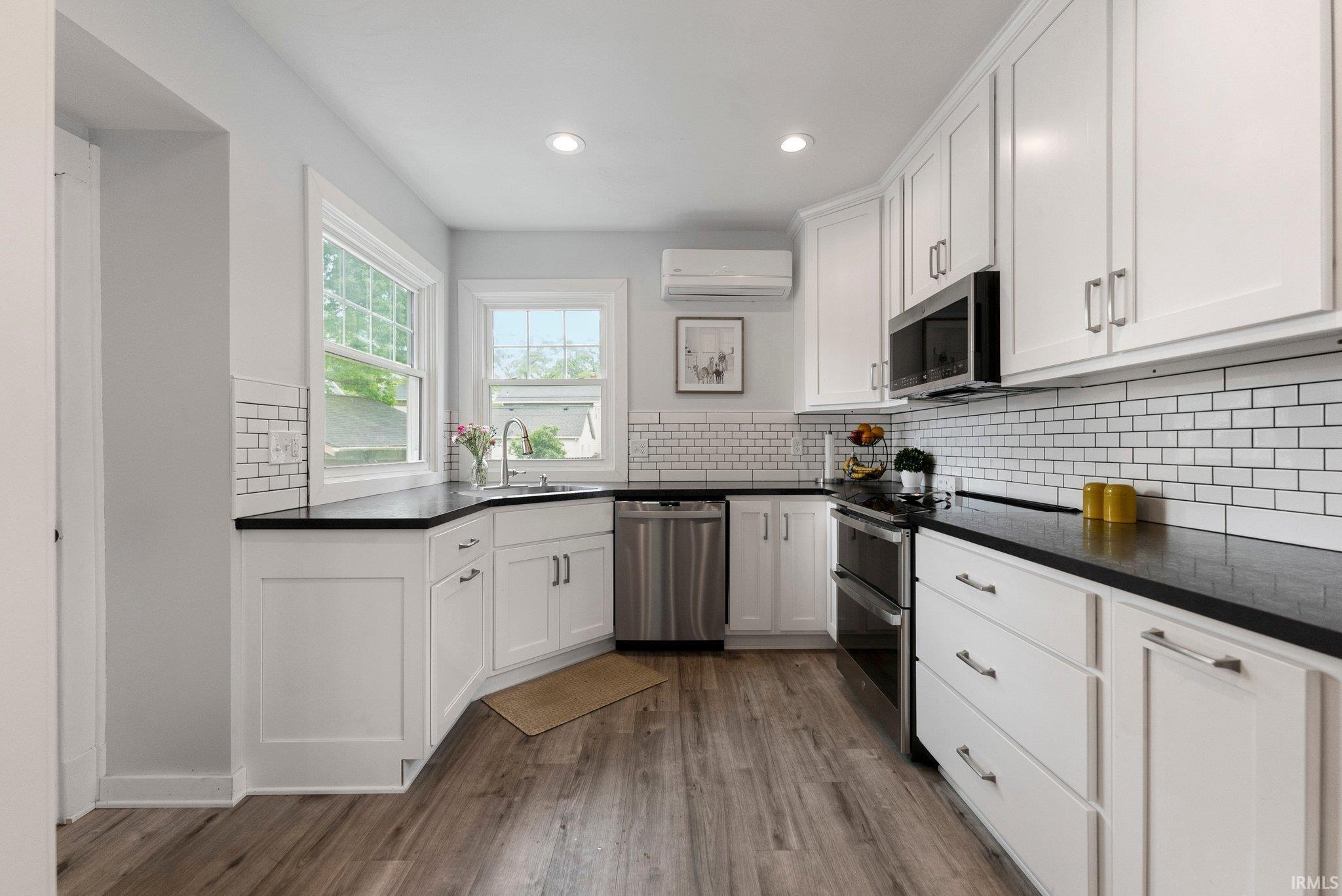 Photo 18 of 2215 Kensington Boulevard