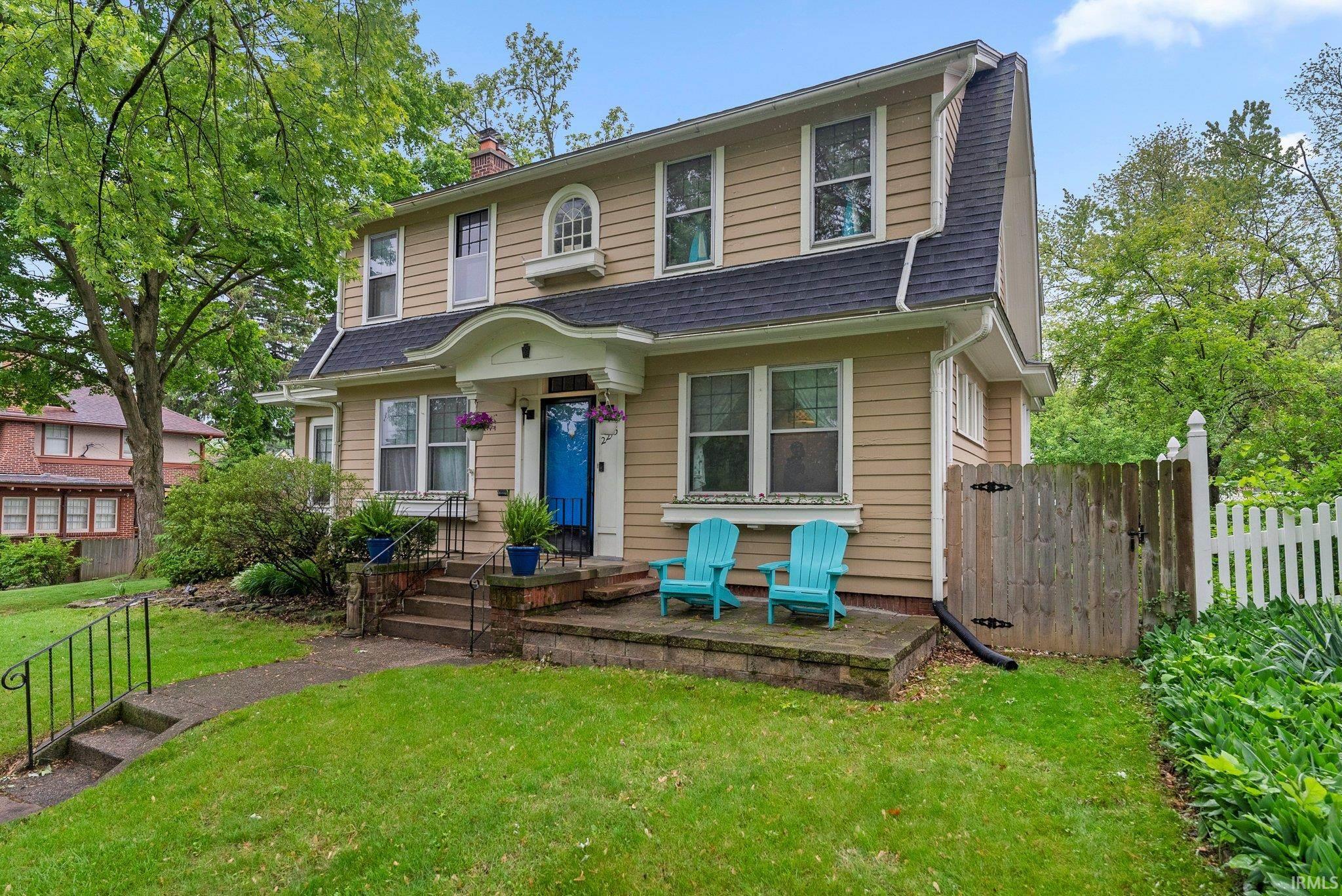 Photo 4 of 2215 Kensington Boulevard
