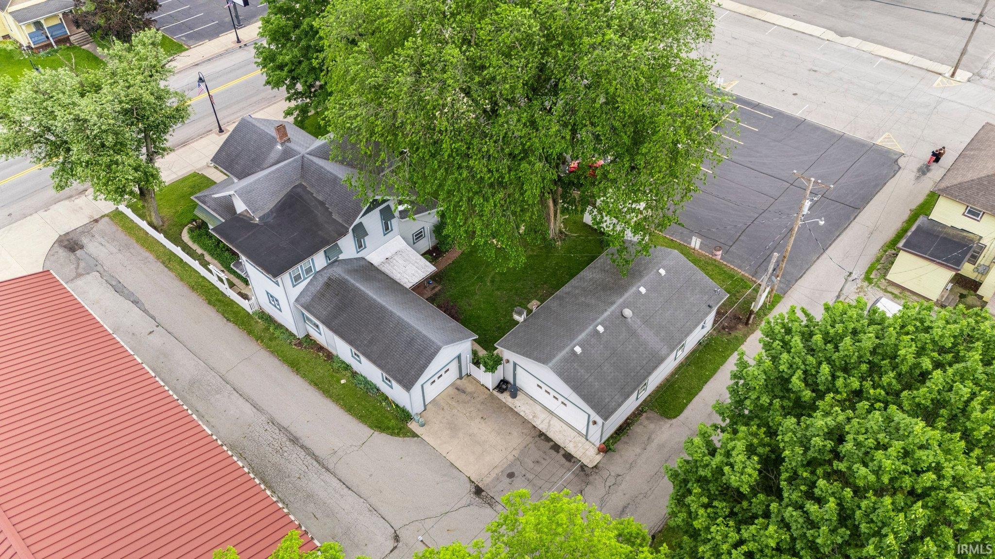 Photo 3 of 111 N State Street