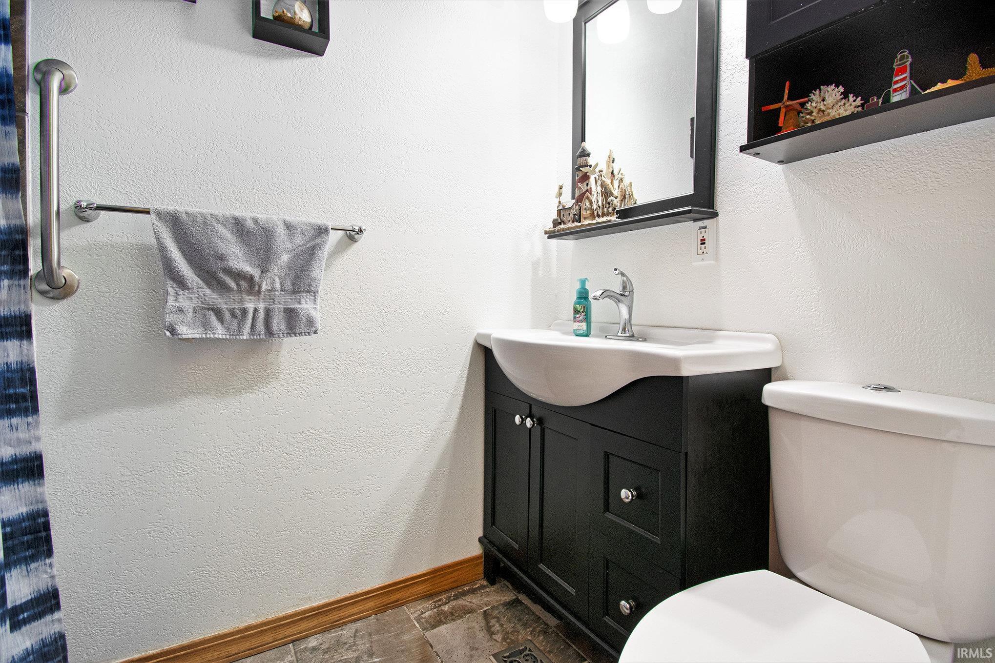 Photo 12 of 13495 N Hillside Drive