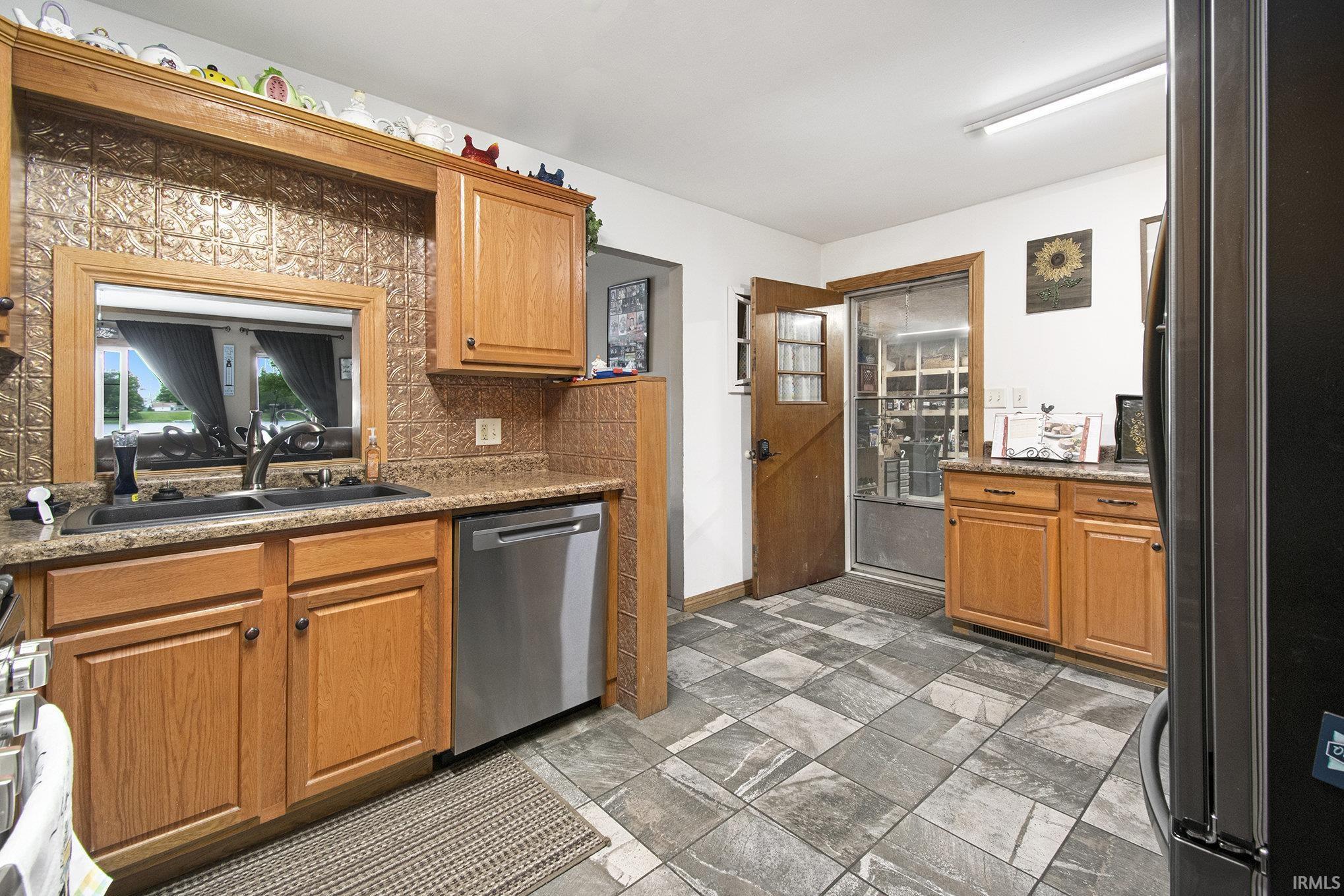 Photo 3 of 13495 N Hillside Drive