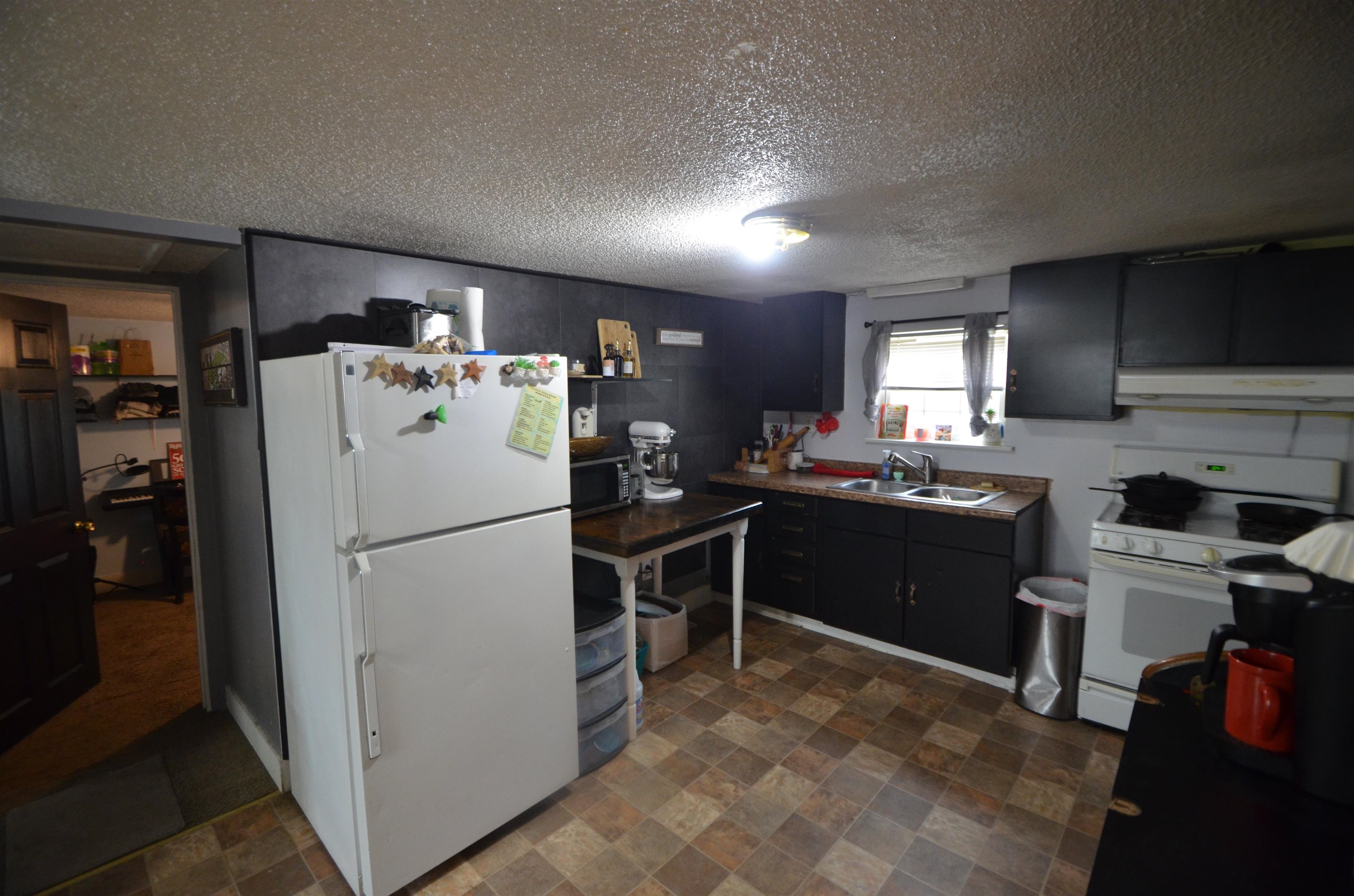 Photo 12 of 1541 Garfield Street