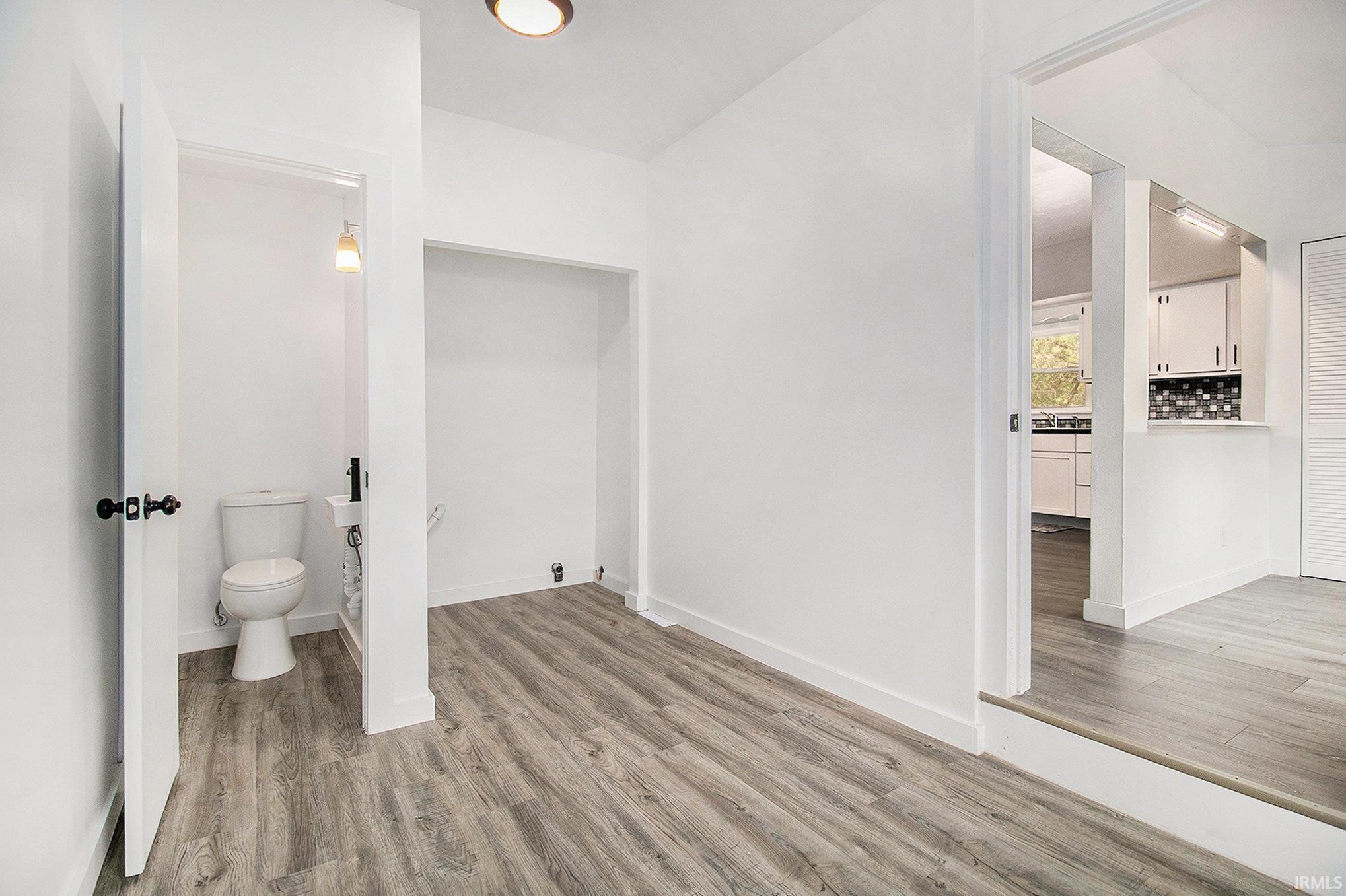 Photo 17 of 140 Nadel Avenue