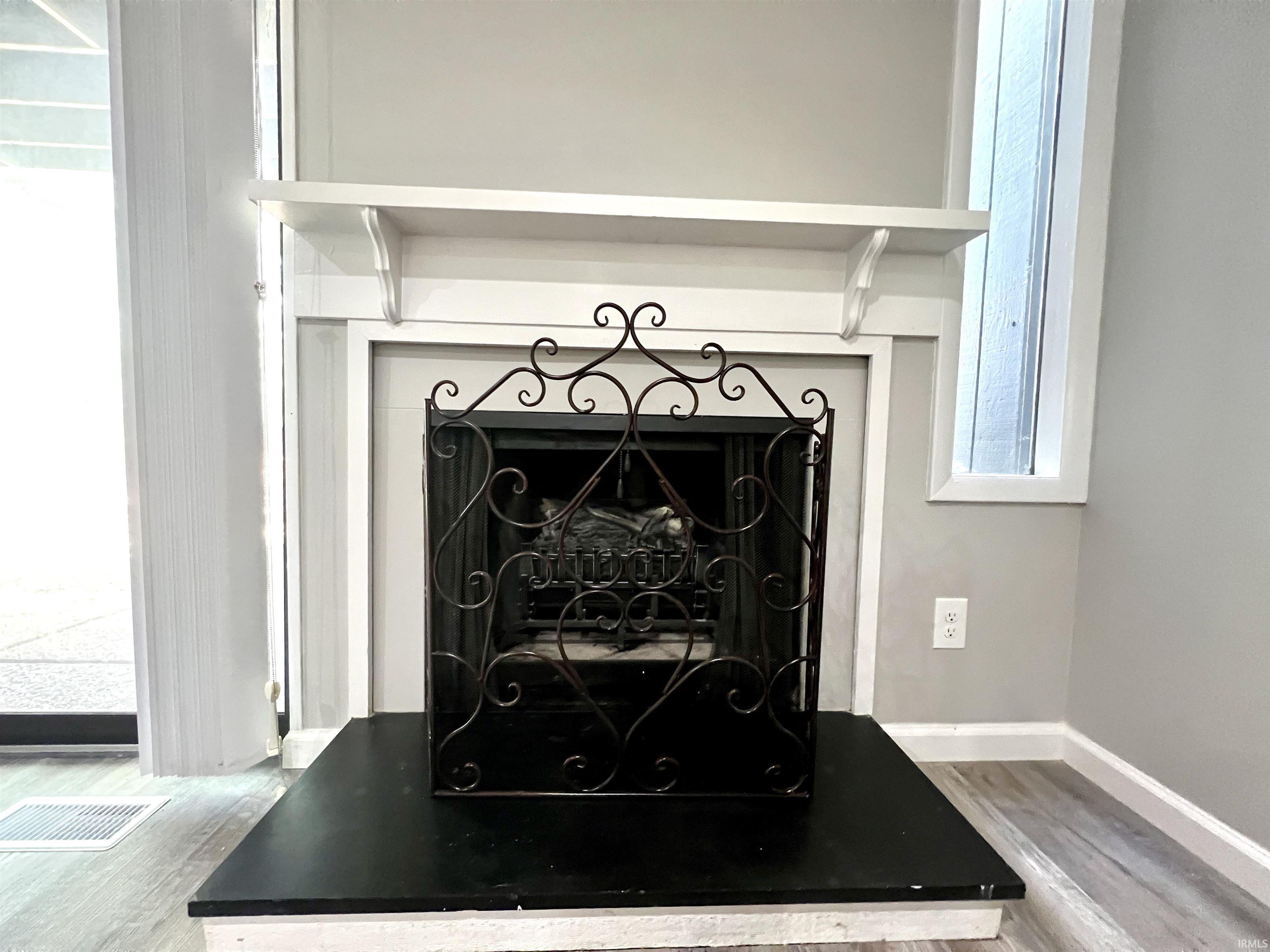 Homes for sale in Bloomington, IN | 9011 S Pointe Ridge Ln #6, Bloomington, IN 47401 | MLS# 202520022