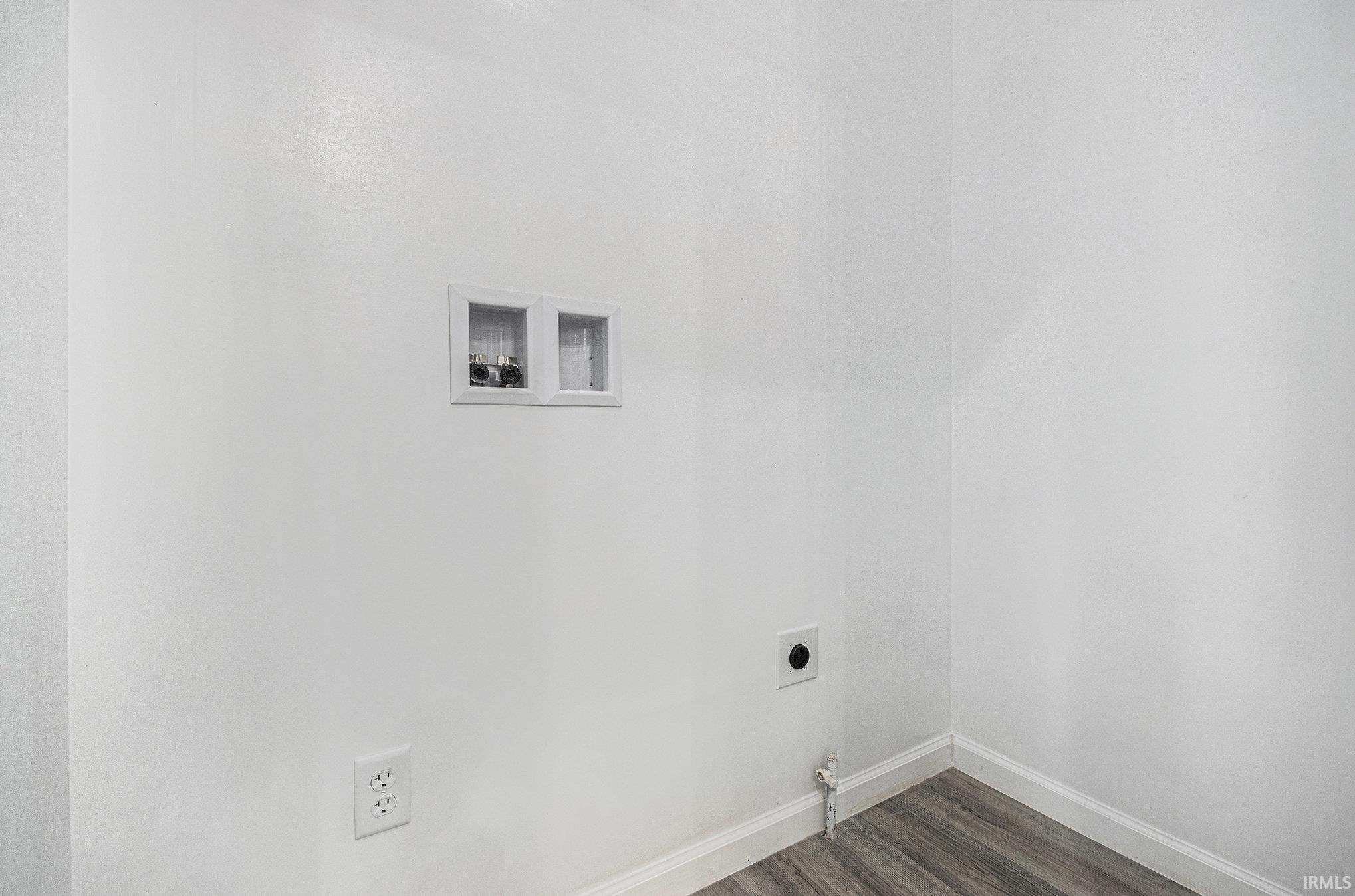 Photo 12 of 2329 Aurora Avenue